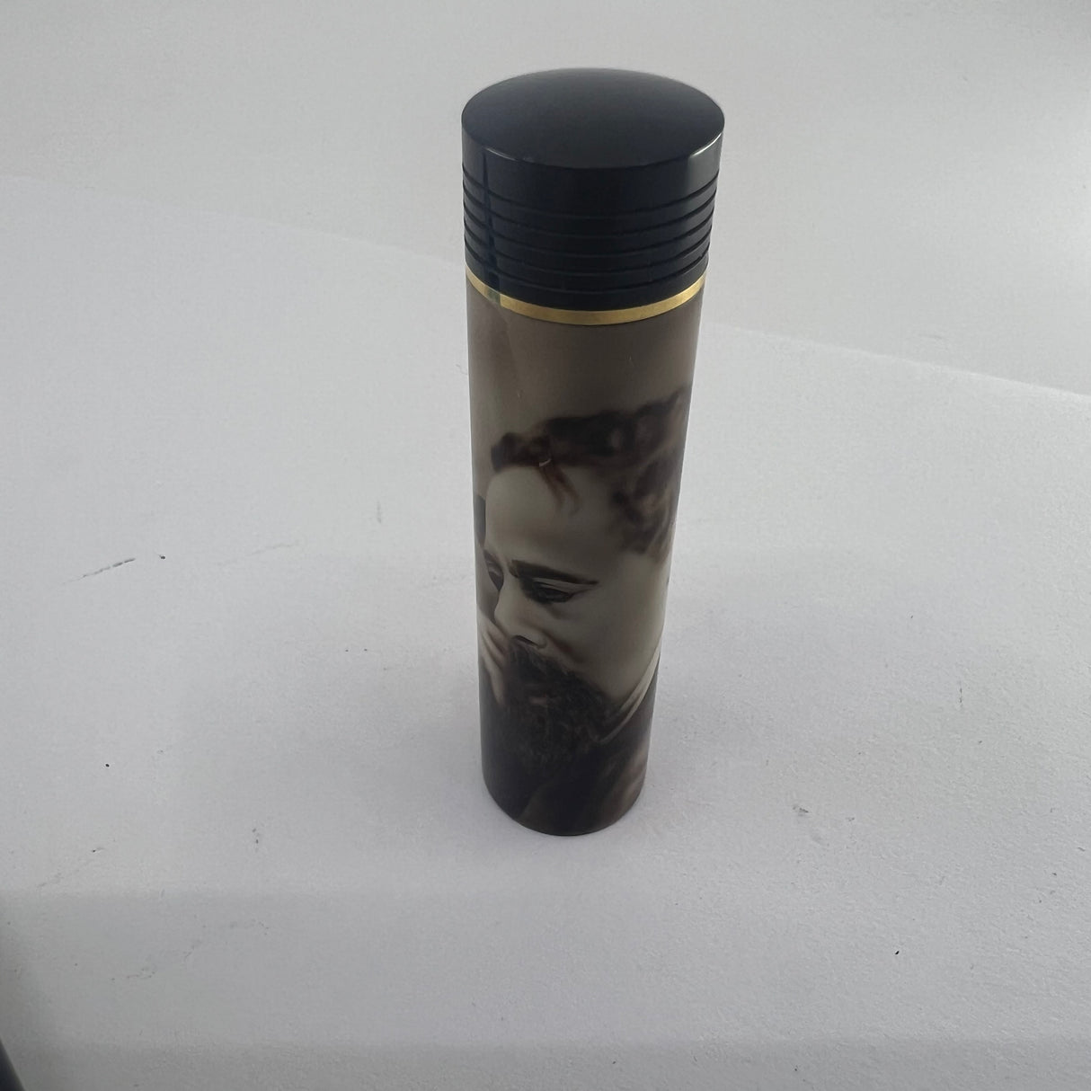 Conway-Stewart UK Charles Dickens "A Christmas Carol" Limited Edition Hand Painted Fountain Pen   -  Fine 18kt Gold Nib  - Number 1 of Only 8 Pens Made (2006)!!!