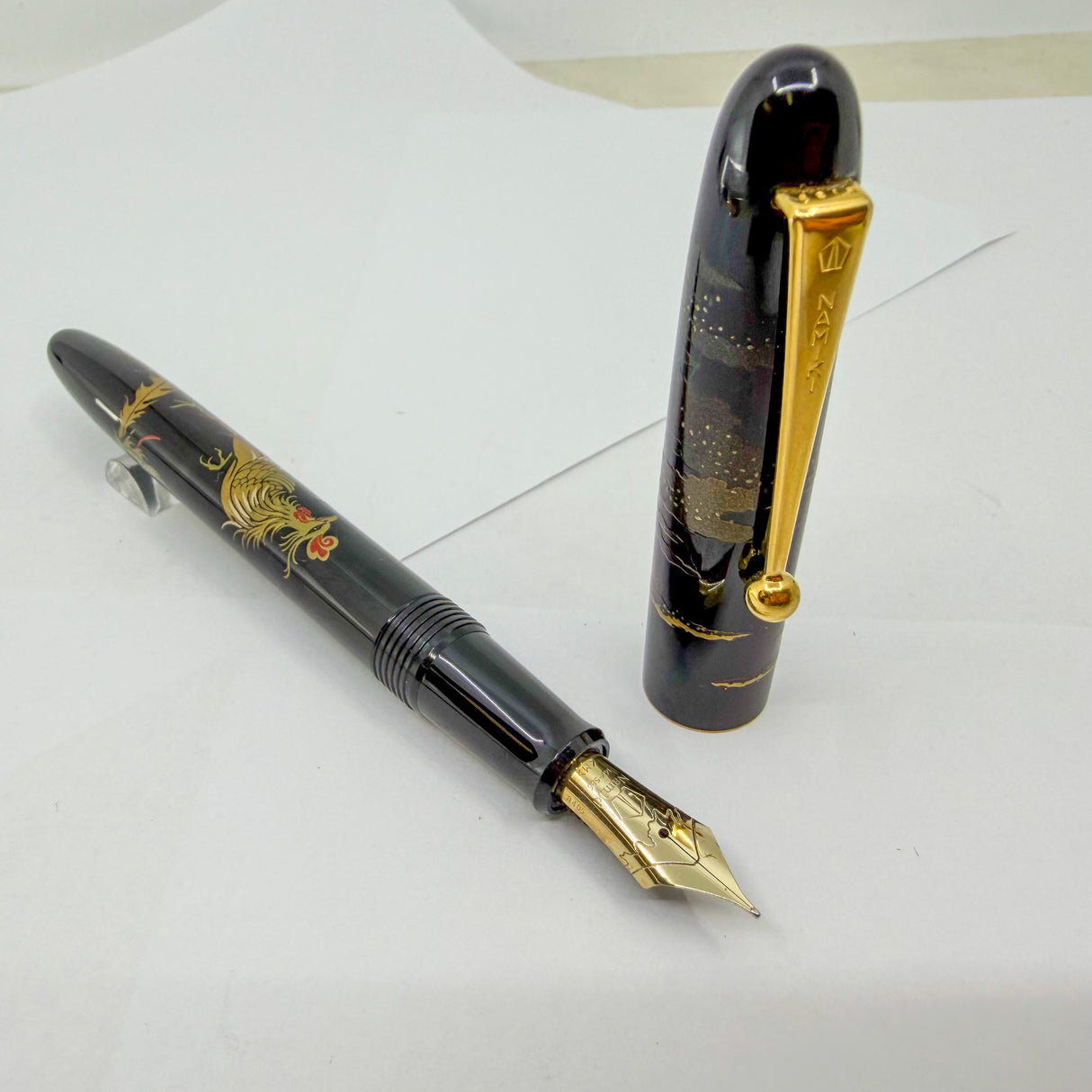 Namiki Nippon Art Chinese Phoenix Fountain Pen - Medium 14kt Gold Nib