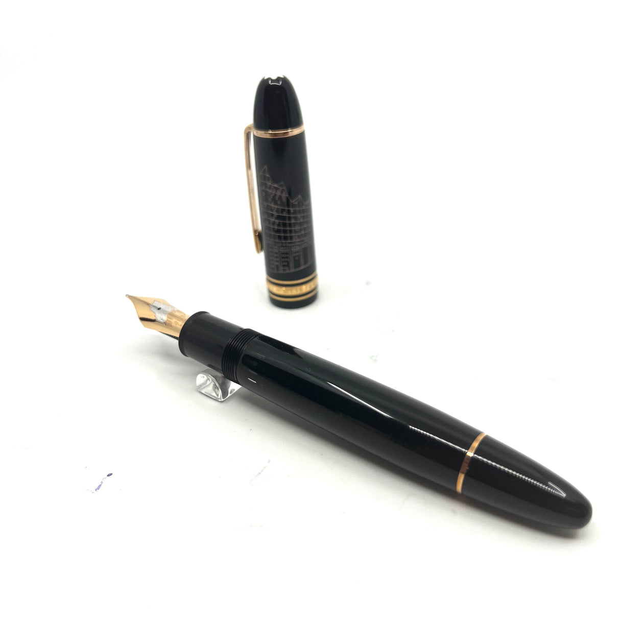 Montblanc 149 ElbPhilharmonie Red Gold Coated Fountain Pen - RARE !