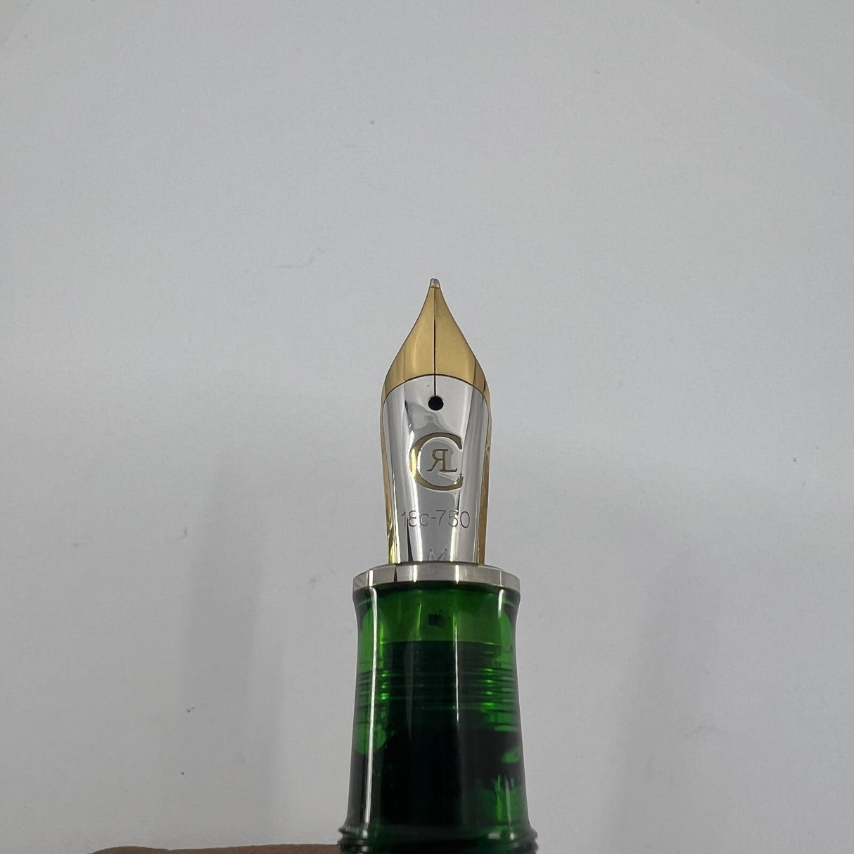 ChronoSwiss RARE Styloscope Green Transparent Limited Edition of 1000 Fountain Pens (M800 Size) Made by Pelikan - Medium 18kt Gold Nib with Additional OB 18kt Nib!! - All Original Packaging
