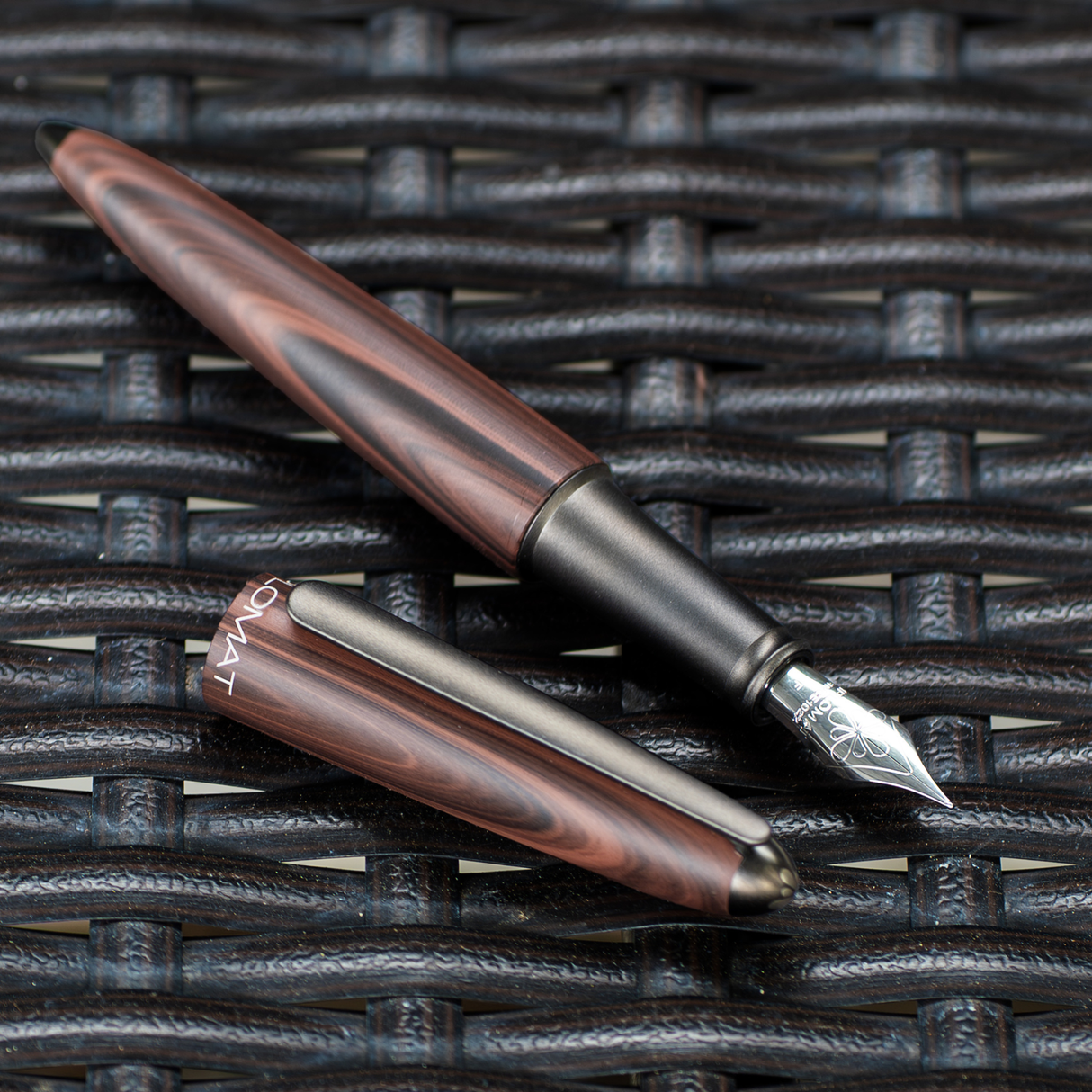 Diplomat Aero Fountain Pen Black Forest Collection