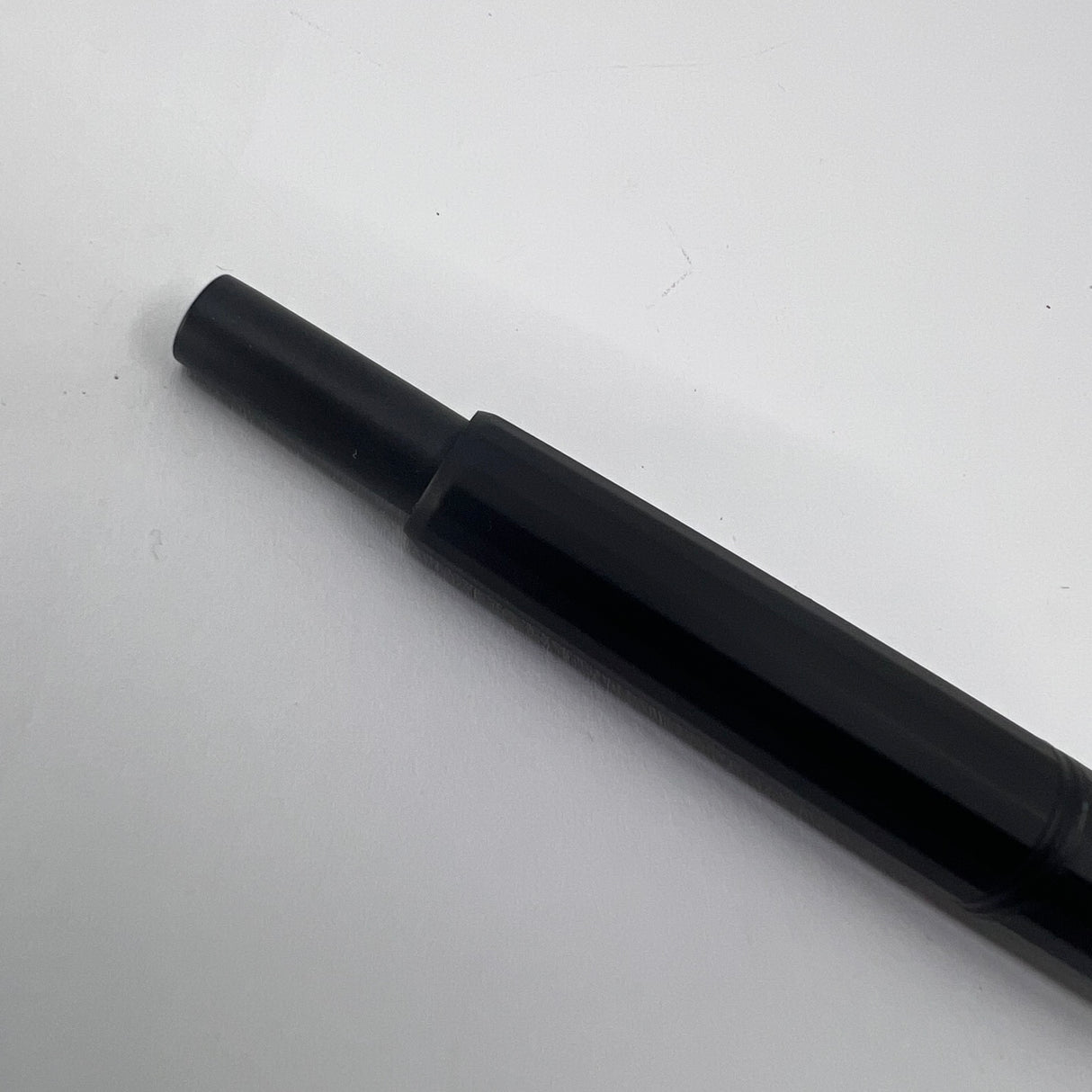 Pilot Namiki Black Matte Vanishing Point Fountain Pen - Classic Style Multi-Facetted Body - 1999 - Broad 14kt Gold Nib