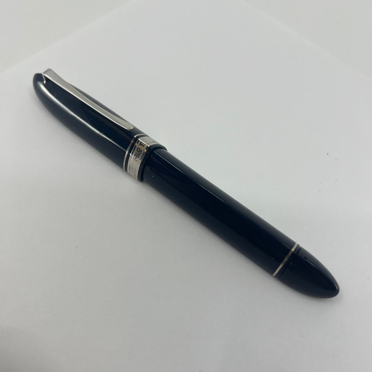 OMAS Blue #360 Triangulated Fountain Pen - Medium 18kt Gold Nib