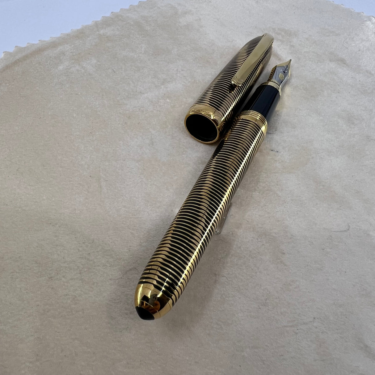 Cartier Python Limited Edition Fountain Pen - Fine 18kt Gold Nib