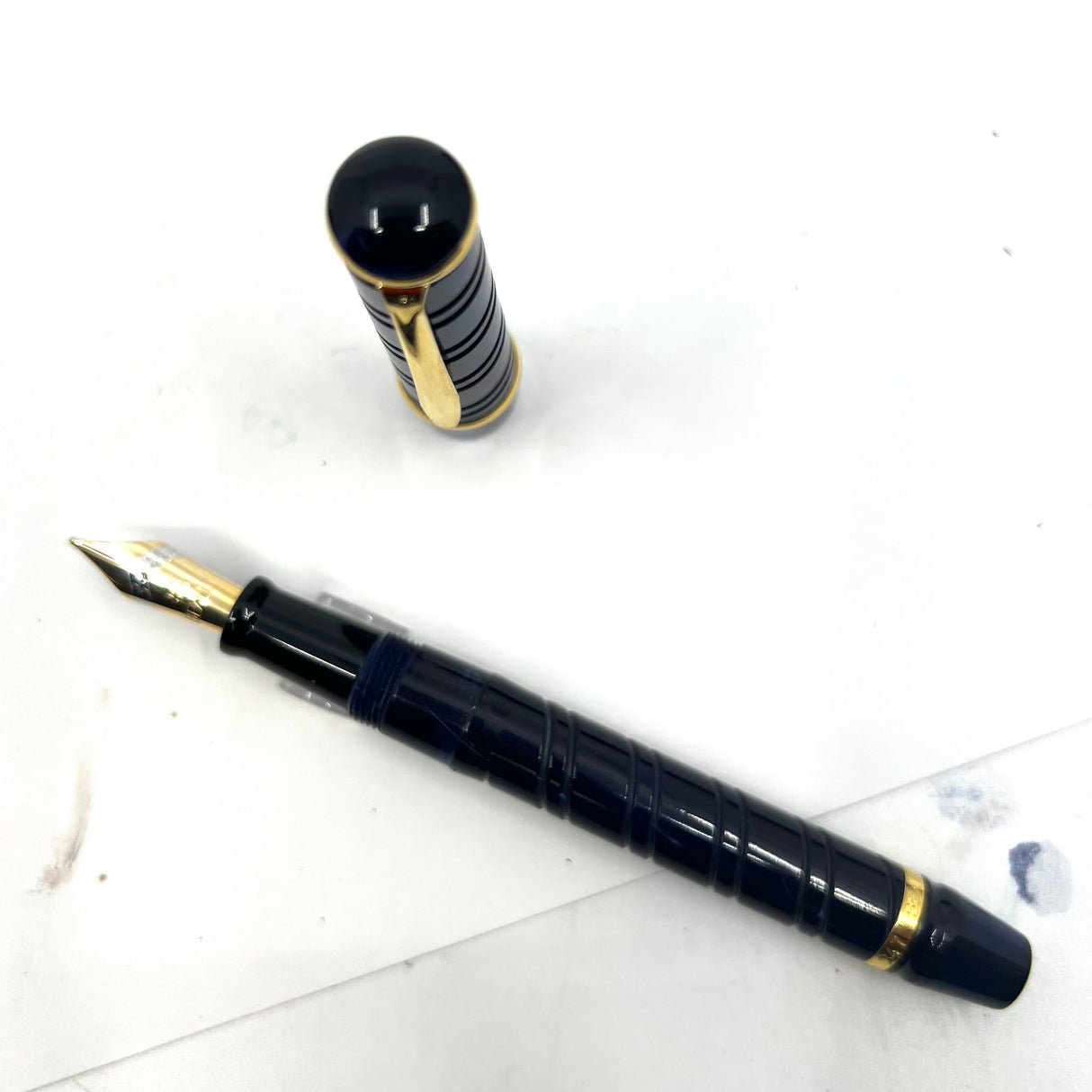 Bexley Cable Twist Collection Blue Pearl 347/1000 Limited Edition Fountain Pen