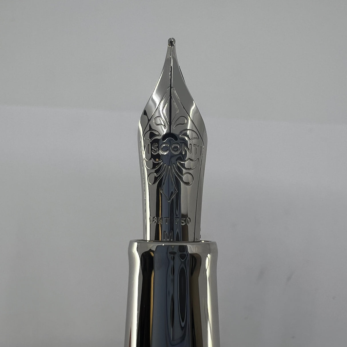 Visconti Opera Demo Carousel Swirl Pink Blush Fountain Pen - Flexible Medium 18kt Gold Nib