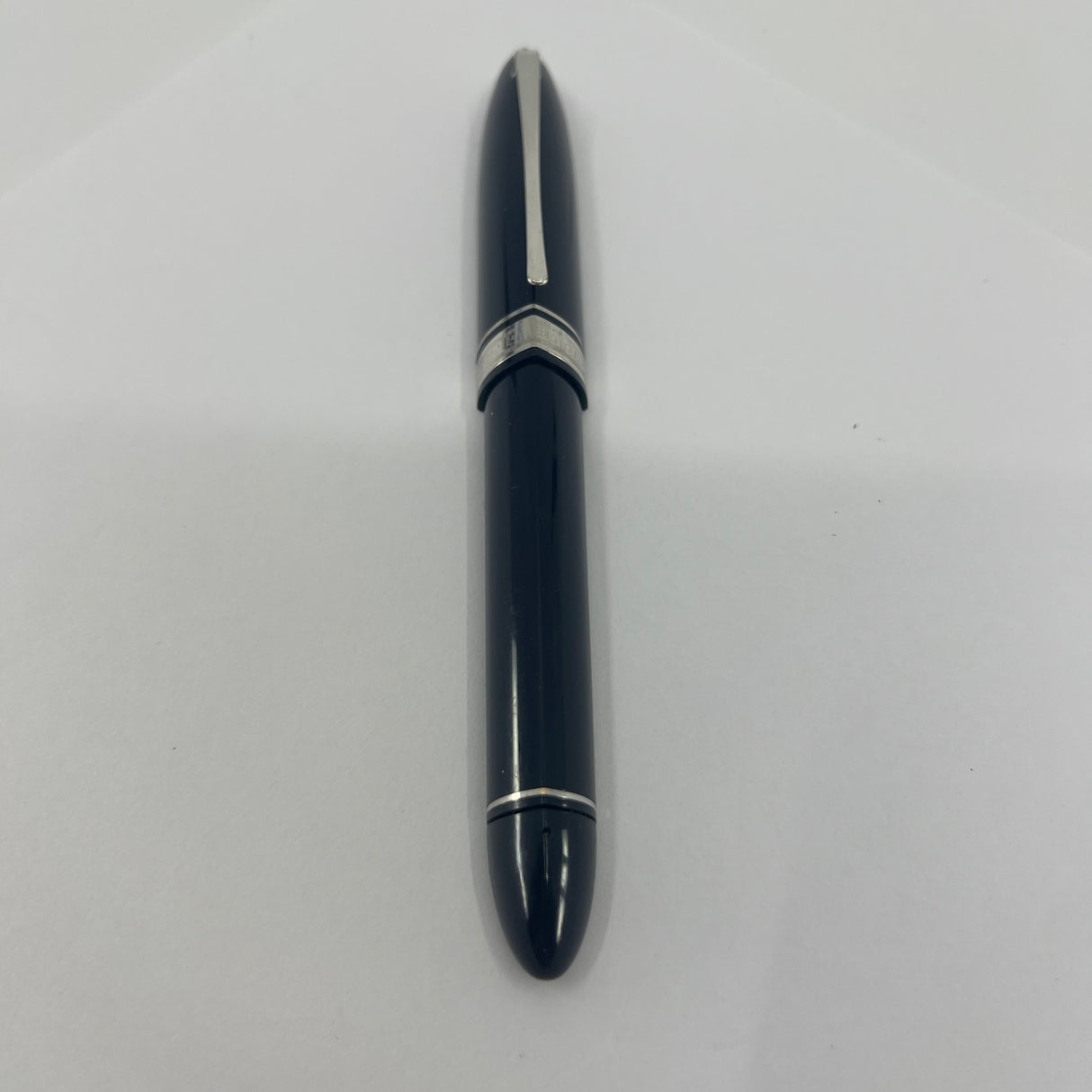 OMAS Blue #360 Triangulated Fountain Pen - Medium 18kt Gold Nib