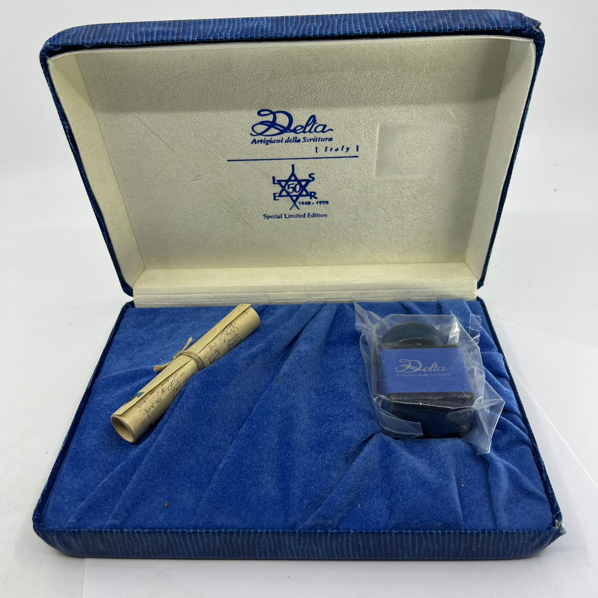 Delta Israel 50th Anniversary Gold Vermeil & Resin Limited Edition Fountain Pen - Medium 18kt Gold Nib