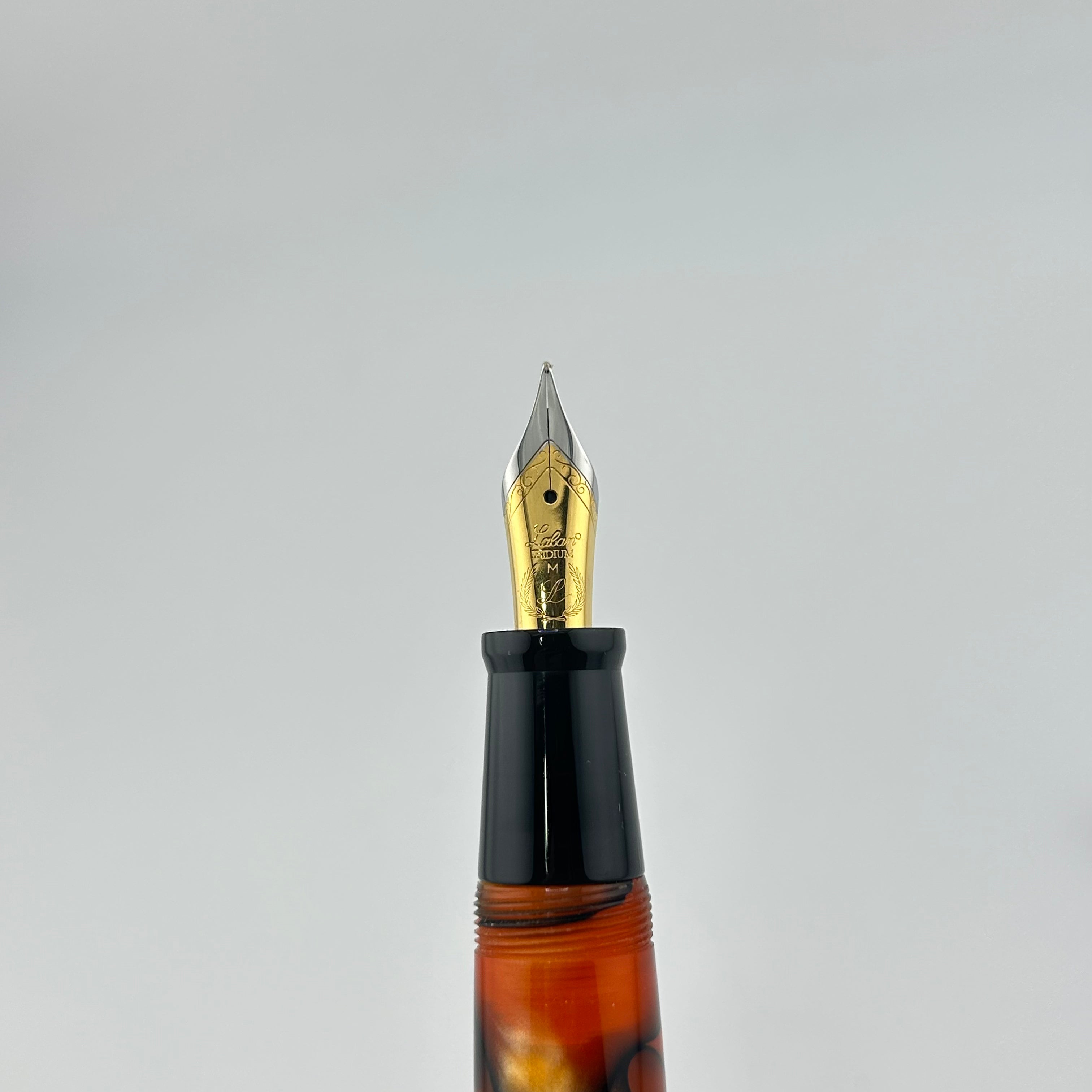 Laban Mento Orange Tiger Pearl - Oversize Pen! - Fountain Pen