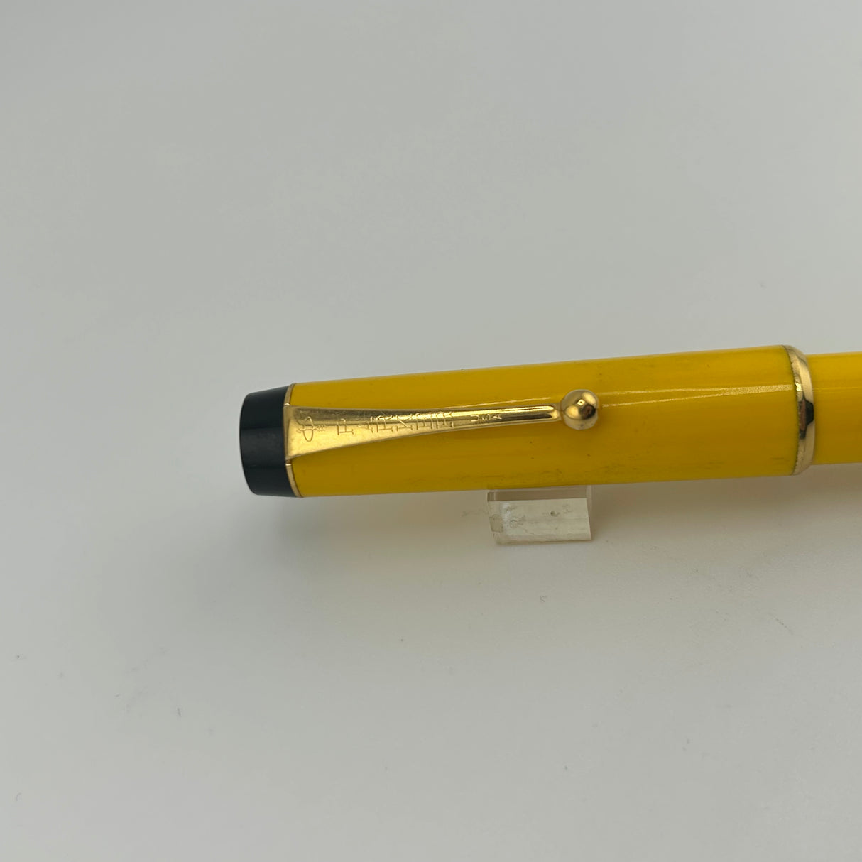 Parker "Big Red" Yellow Mandarin - Made In USA Circa 1970 - Rollerball