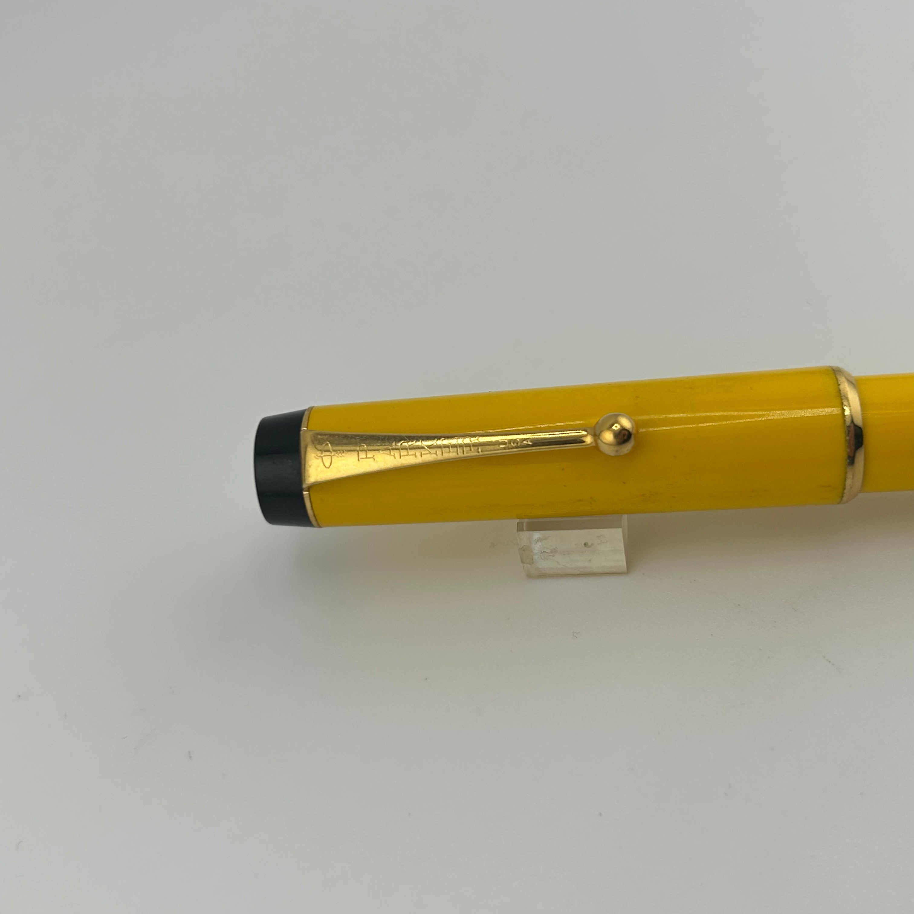 Parker "Big Red" Yellow Mandarin - Made In USA Circa 1970 - Rollerball