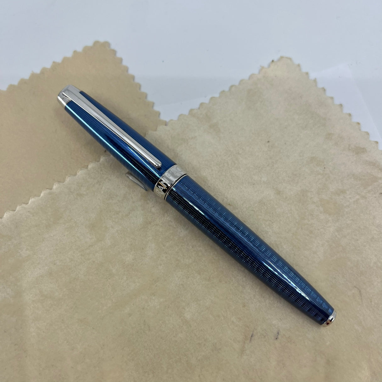 Caran D'ache Leman Grand Bleu Fountain Pen - Medium 18kt Gold Nib