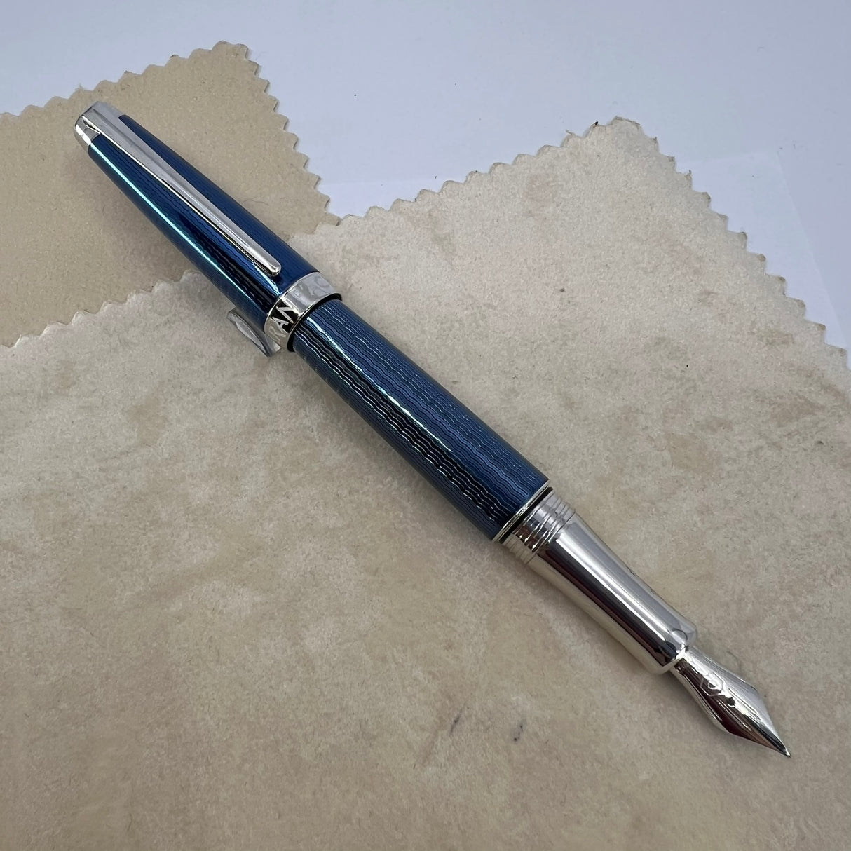 Caran D'ache Leman Grand Bleu Fountain Pen - Medium 18kt Gold Nib