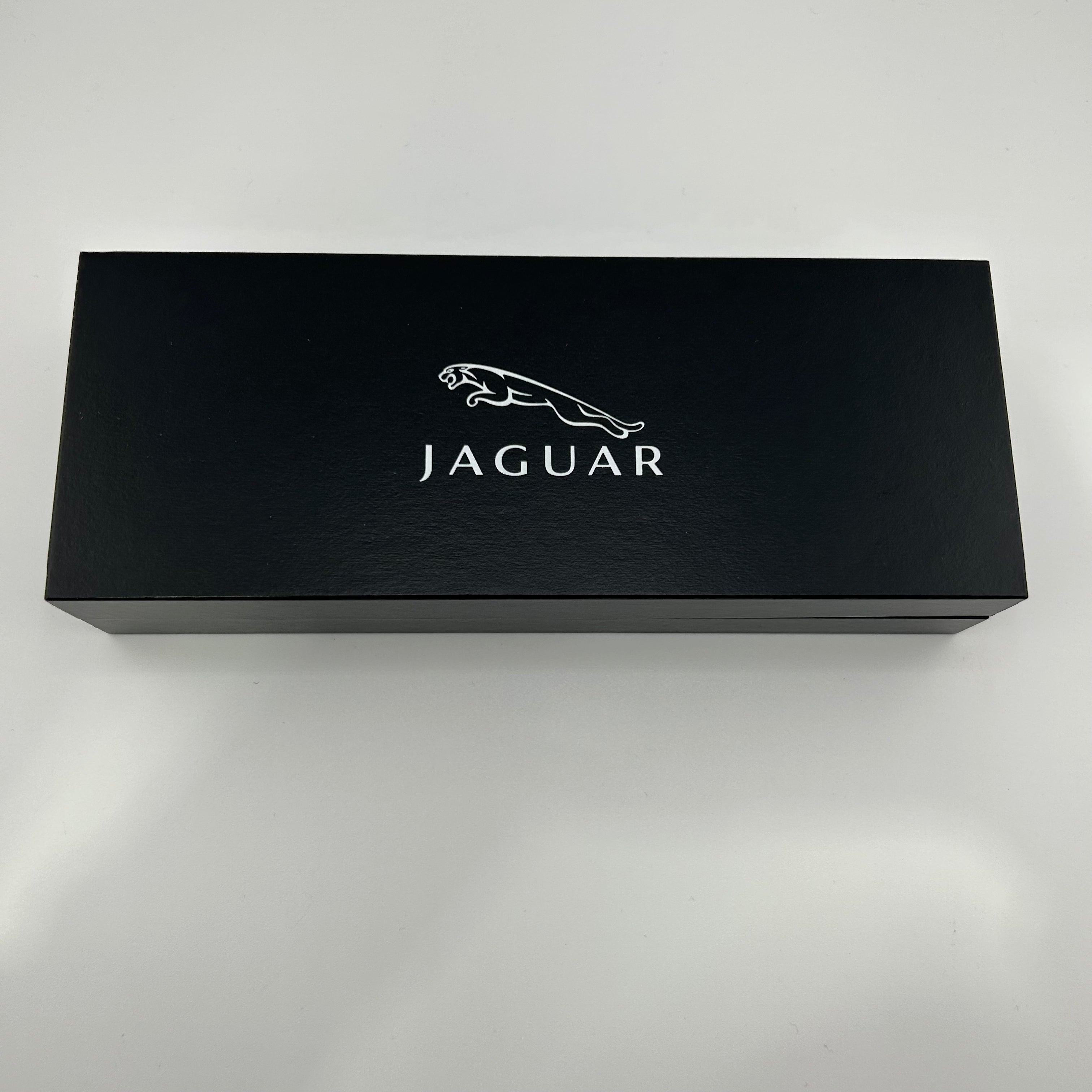 Jaguar Black and Chrome - Fountain Pen