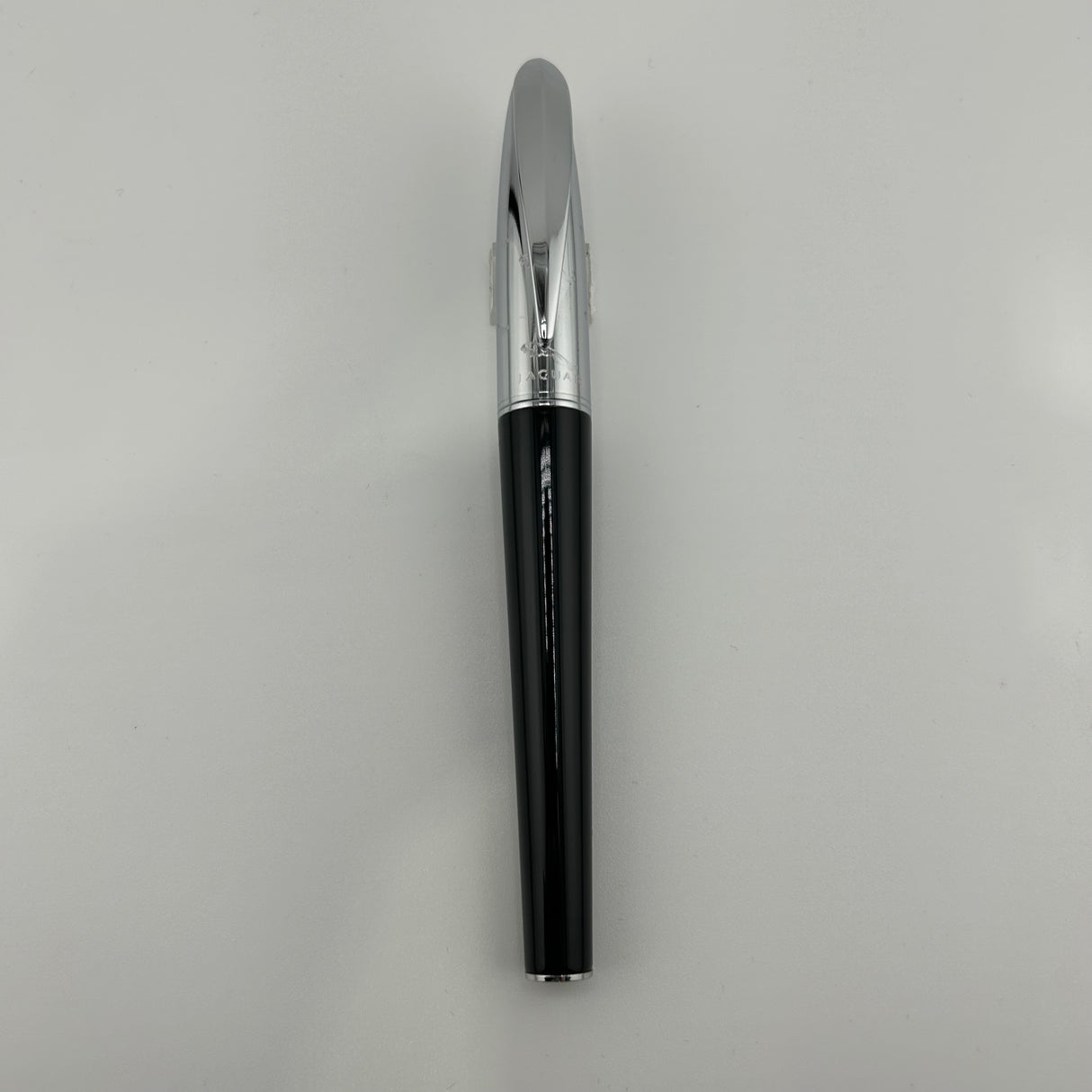 Jaguar Black and Chrome - Fountain Pen