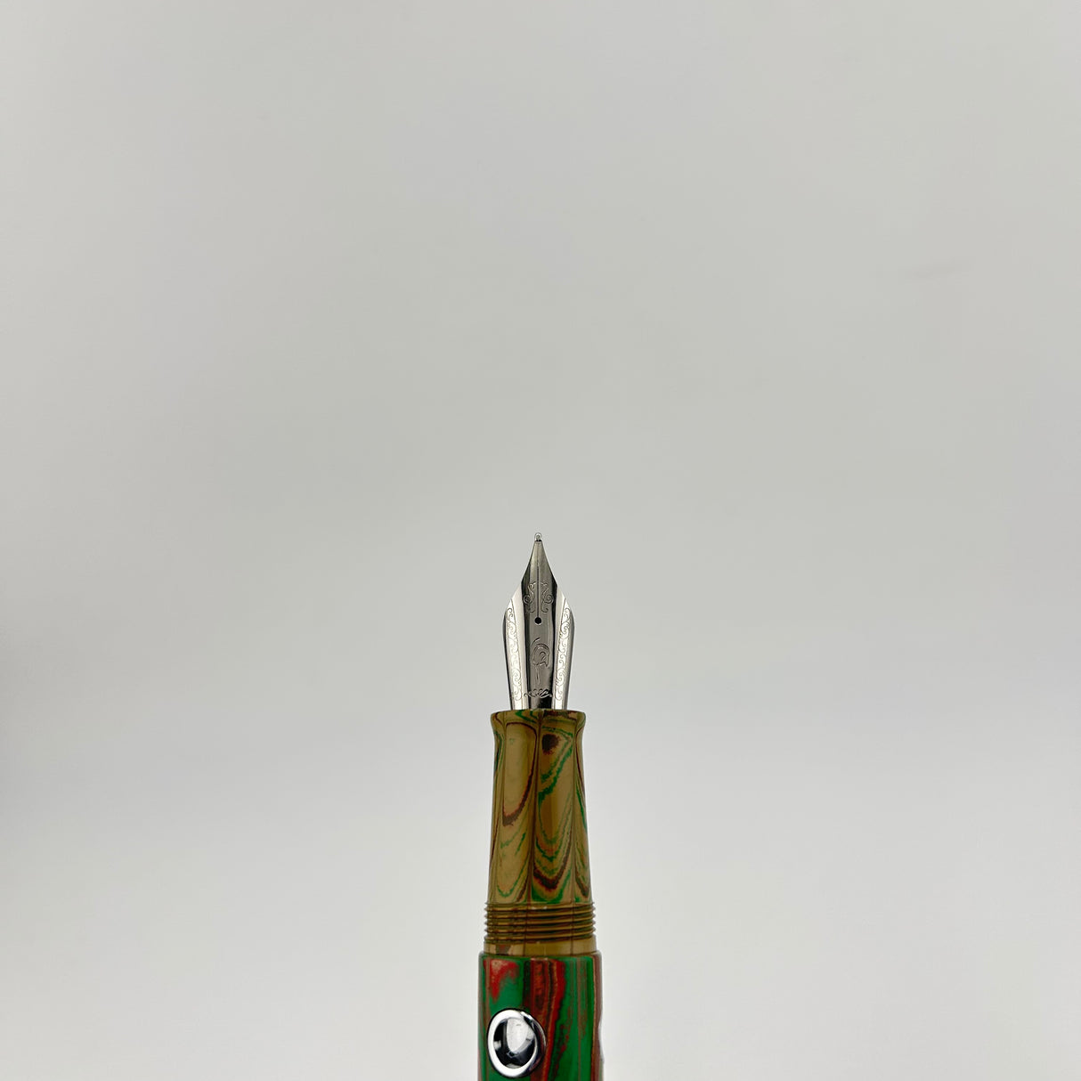 Nahvalur Nautilus River Bed Ebonite  - Fountain Pen