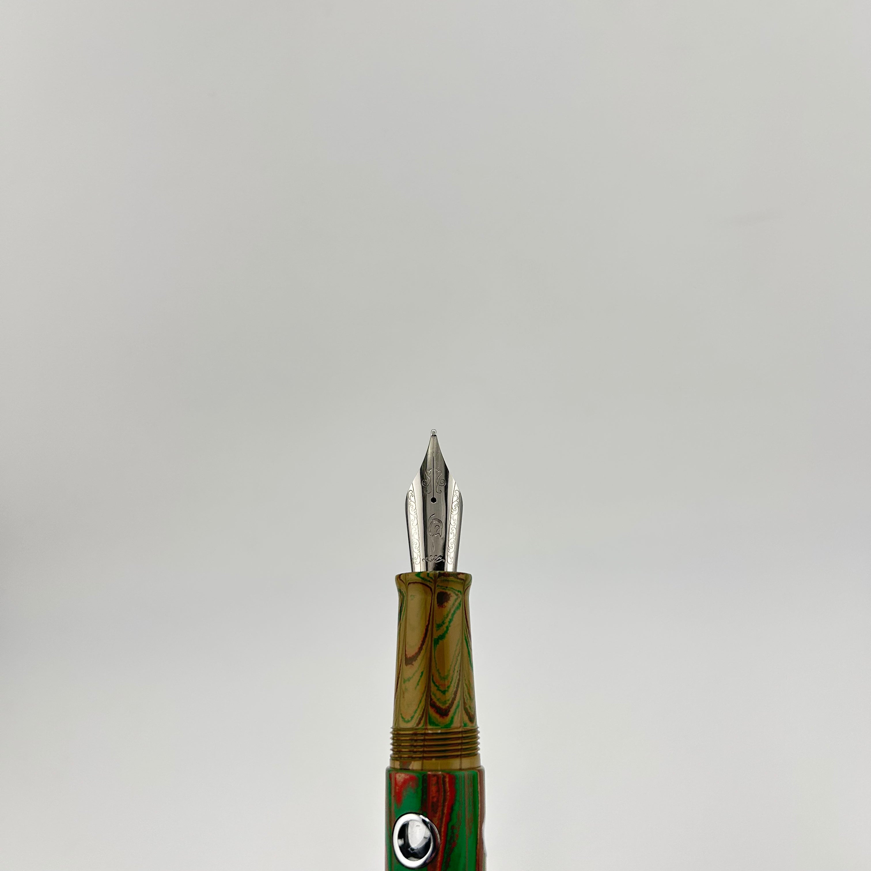 Nahvalur Nautilus River Bed Ebonite  - Fountain Pen