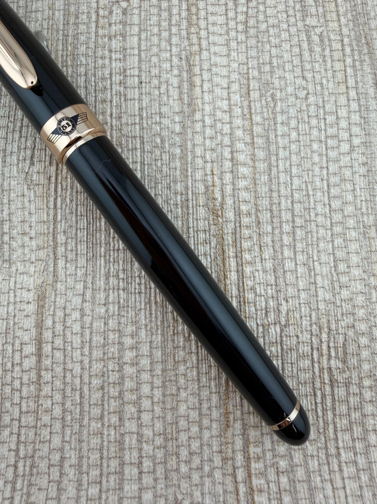 Retro 51 Black Gold Trim Circa 2000 - Fountain Pen