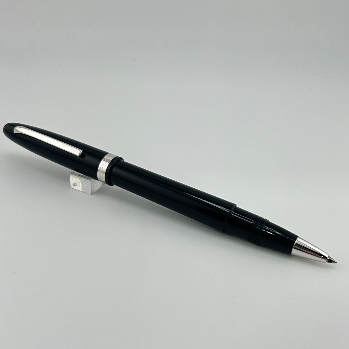 Omas Ogiva Mid Size Black for Ferrari Suisse - Roller Ball