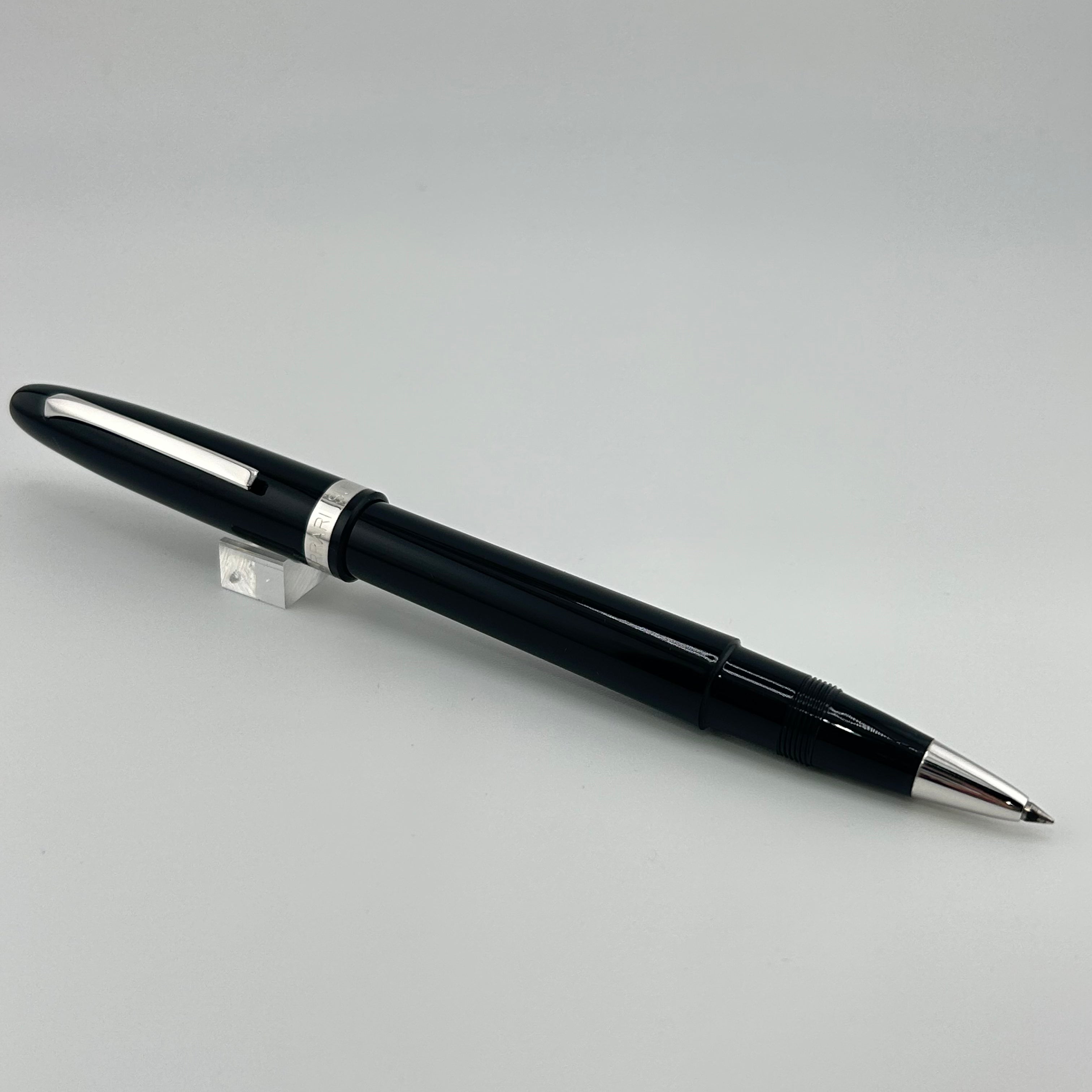 Omas Ogiva Mid Size Black for Ferrari Suisse - Roller Ball