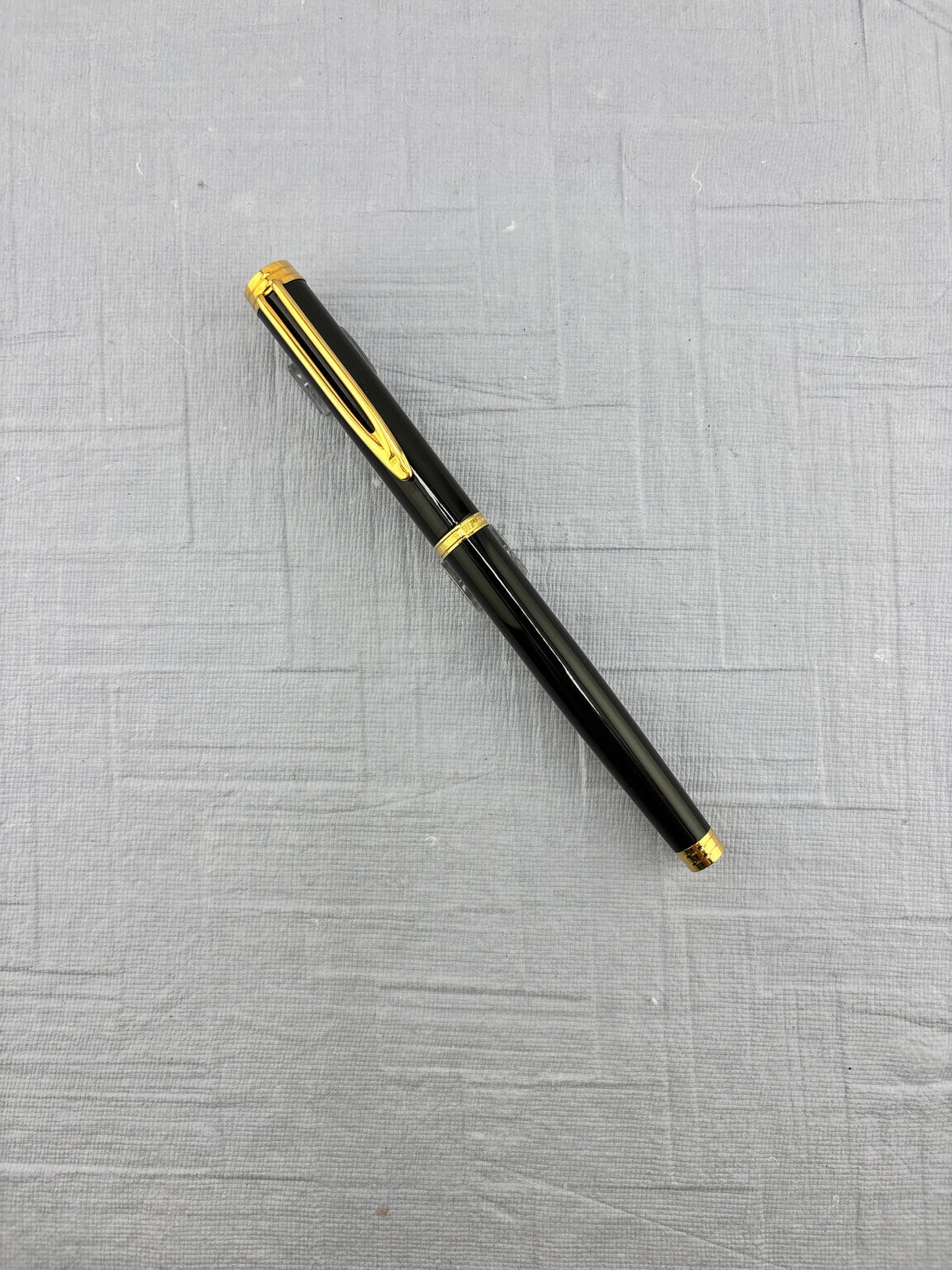 Waterman Gentleman Black Lacquer gold trim - Fountain Pen