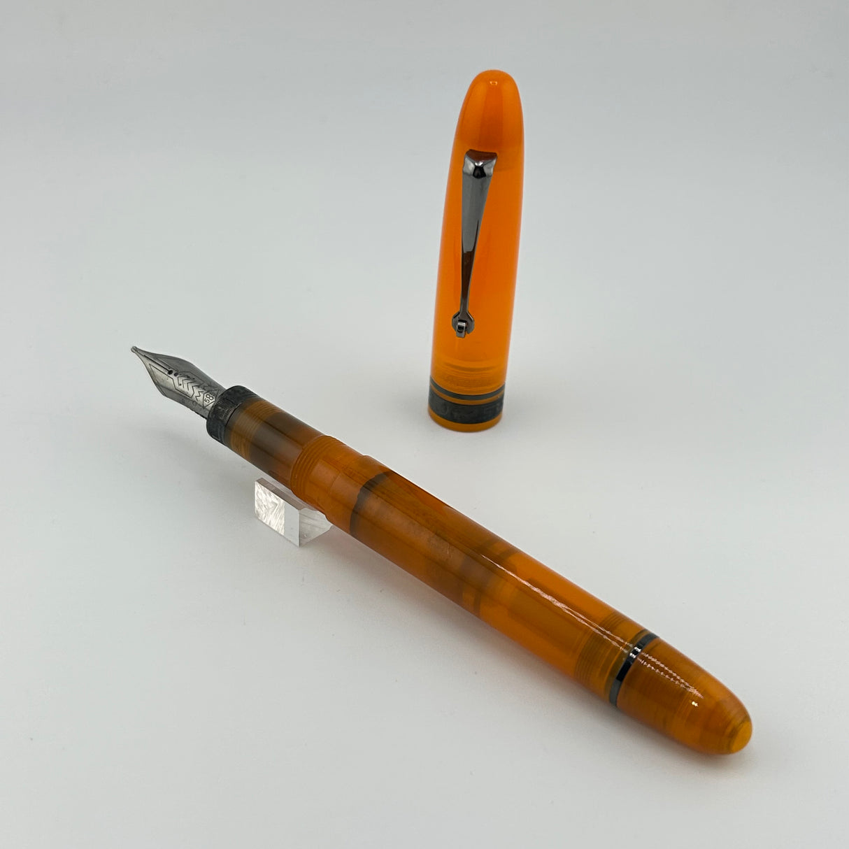 Omas Ogiva Orange demonstrator gold nib 14k  - Fountain Pen