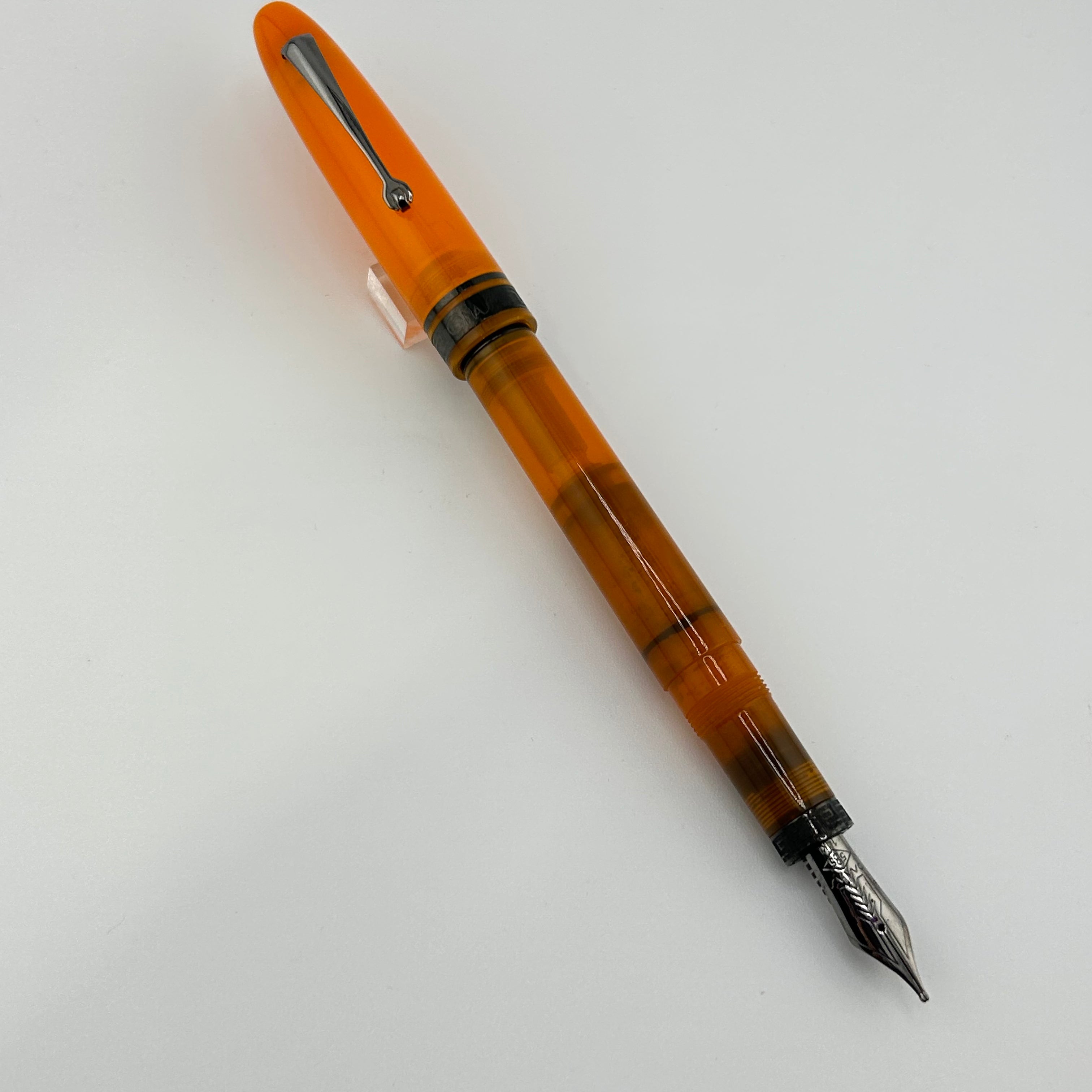 Omas Ogiva Orange demonstrator gold nib 14k  - Fountain Pen