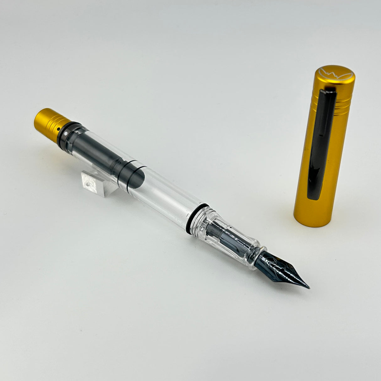 Monteverde MP1 Demo Gold cap  - Fountain Pen