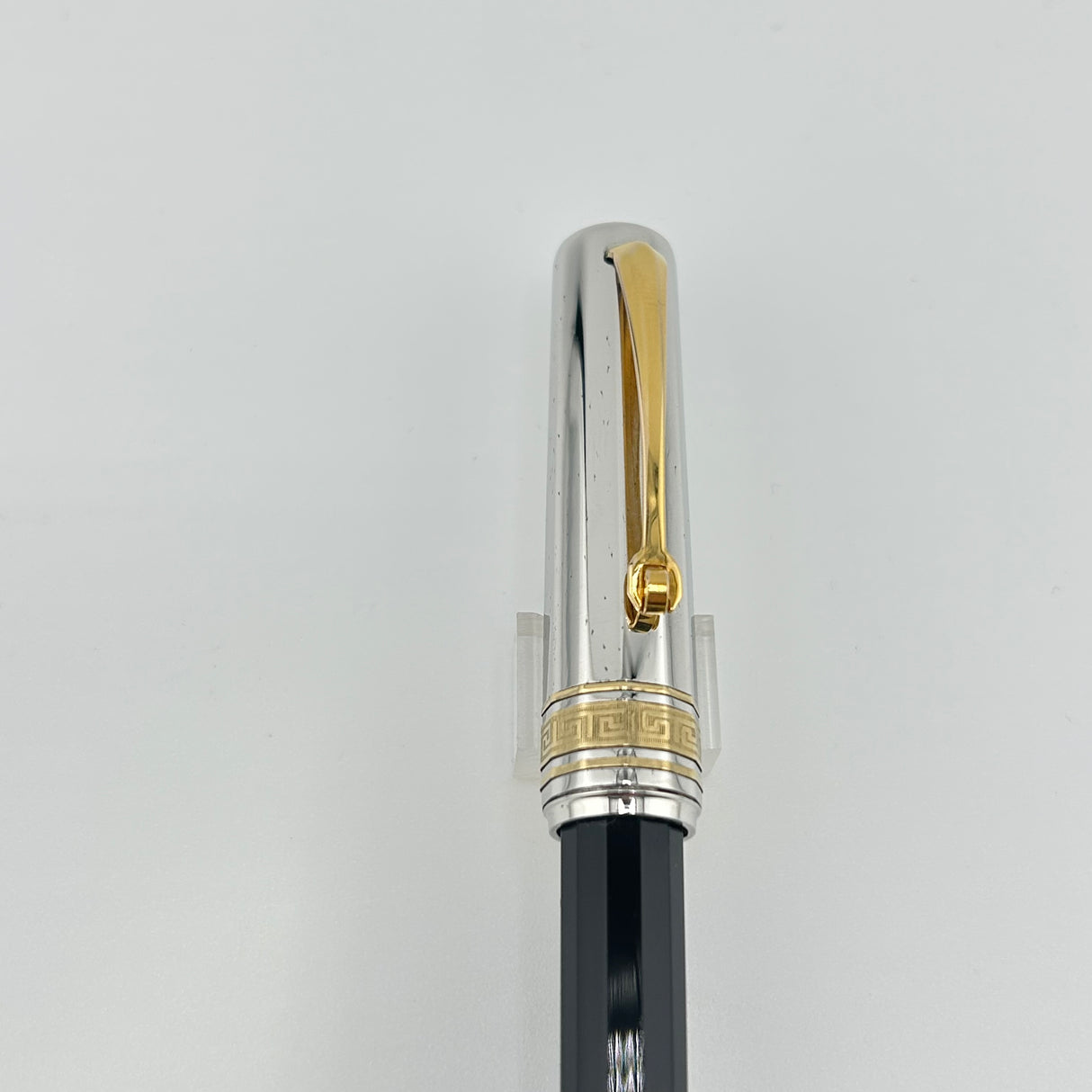 Omas Princess Le Preziose Due Sterling Silver Cap - Ball Pen