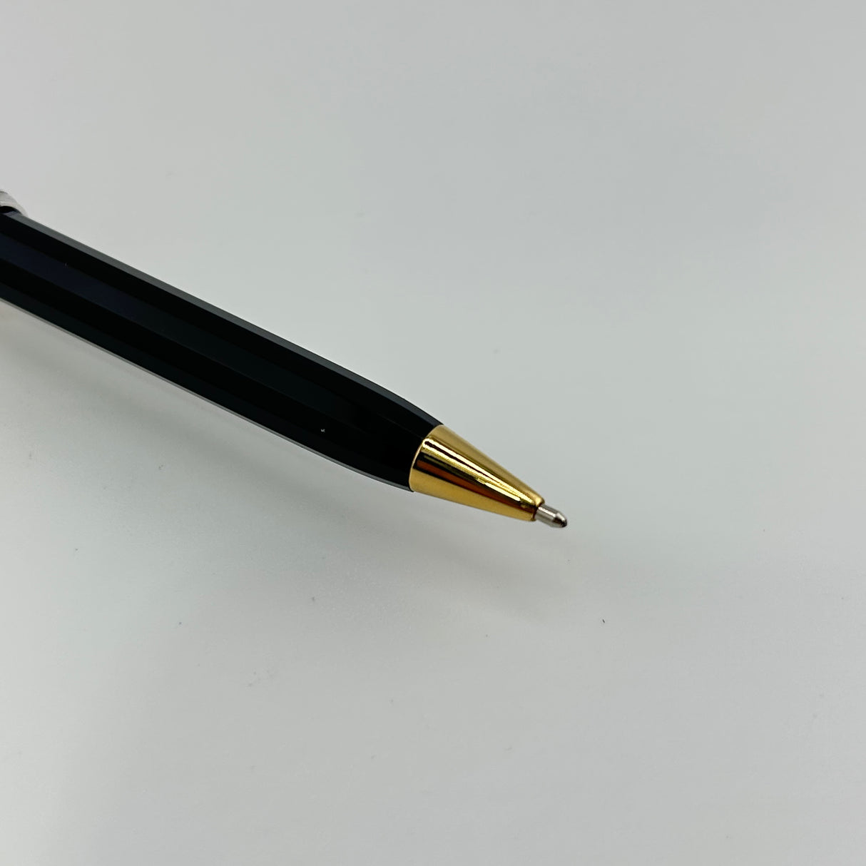 Omas Princess Le Preziose Due Sterling Silver Cap - Ball Pen