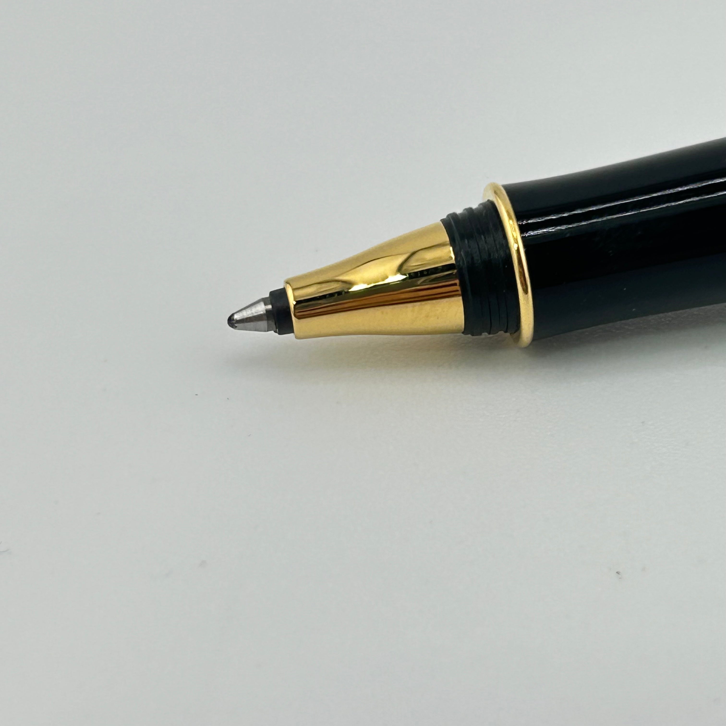 Parker Sonnet Made in France Black Lacquer - Roller Ball