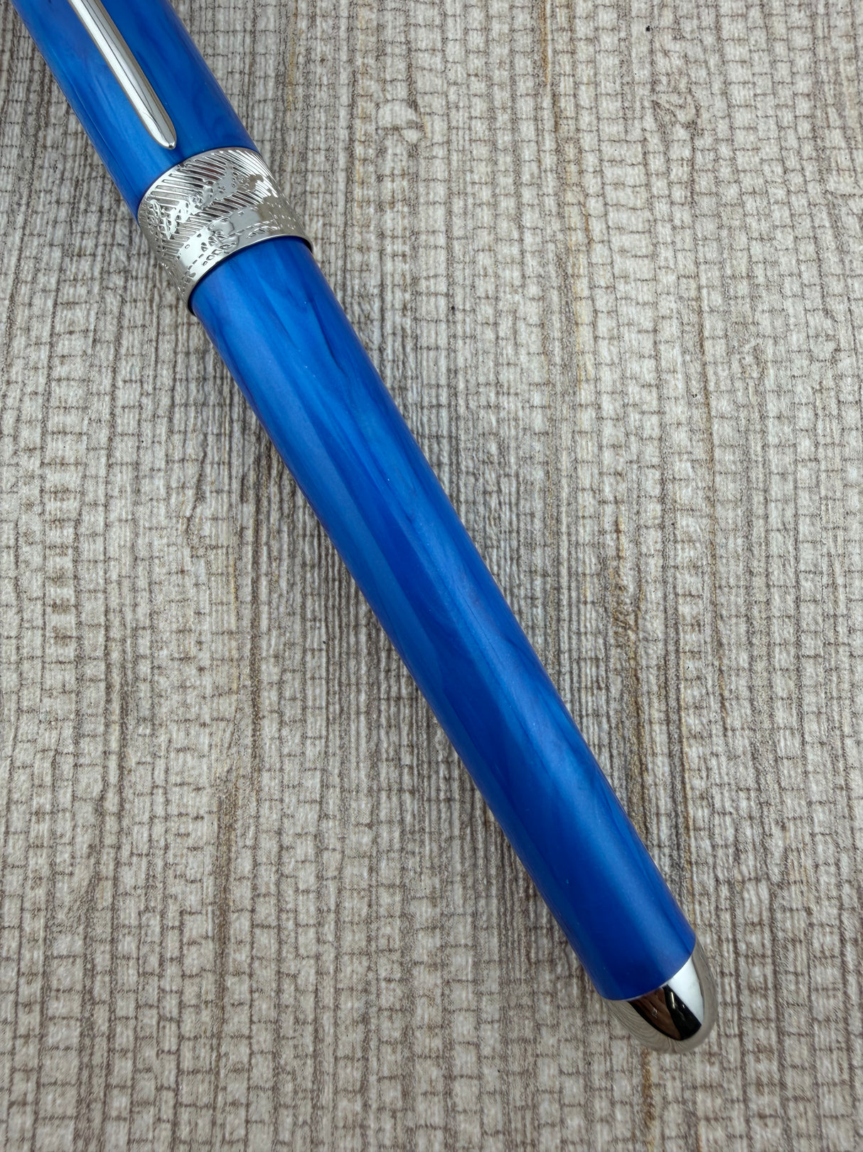 Pineider Avatar Ultraresin Neptune Blue - Fountain Pen