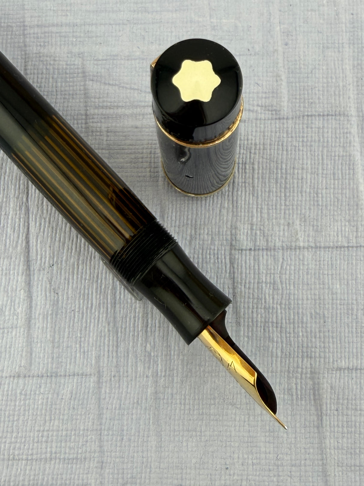 Montblanc Meisterstuck 138 Long Window Piston Filler French "Montblanc Importe Allemagne" - Fountain Pen