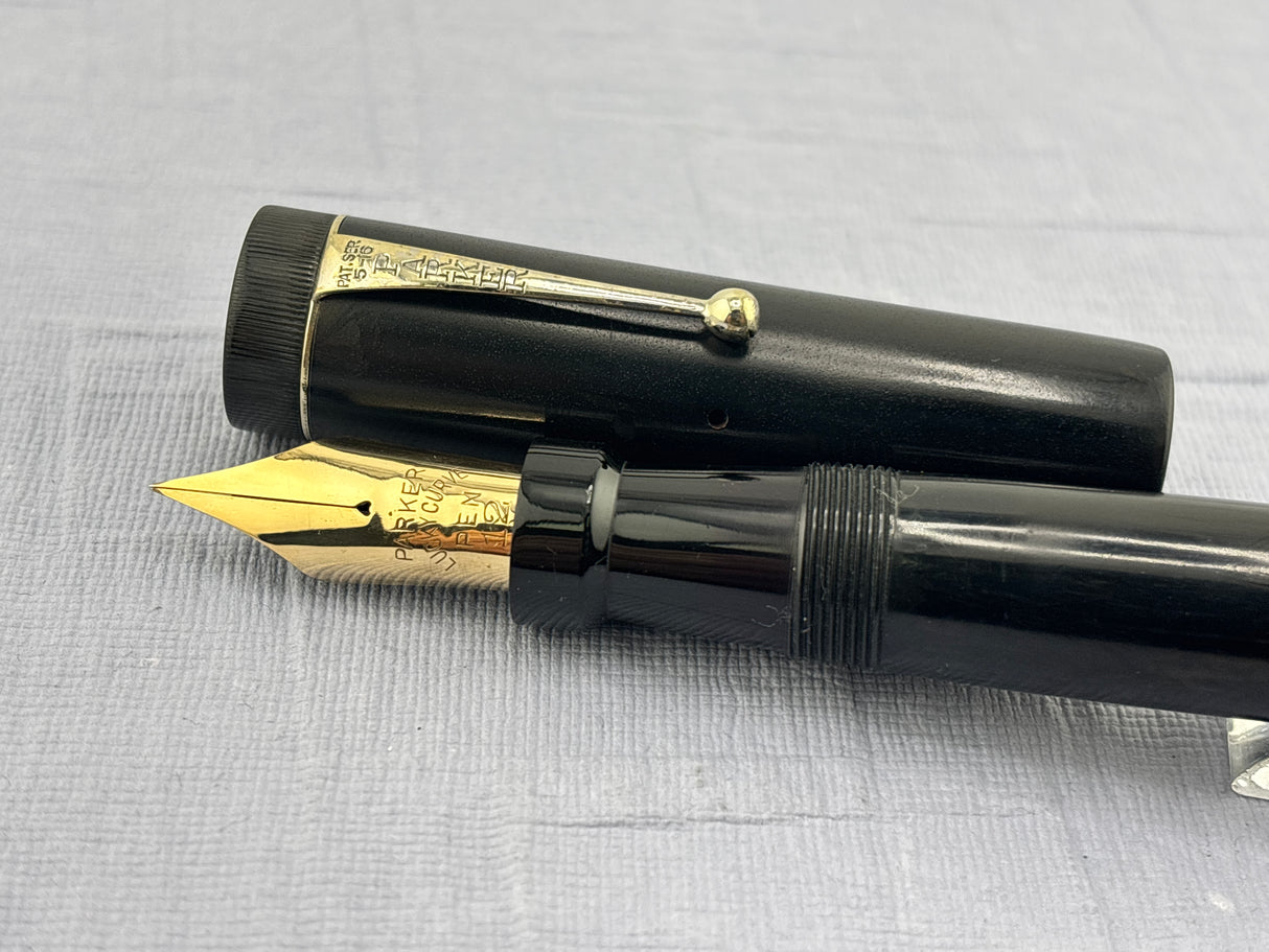 PARKER Black Giant Fountain Pen - RARE!