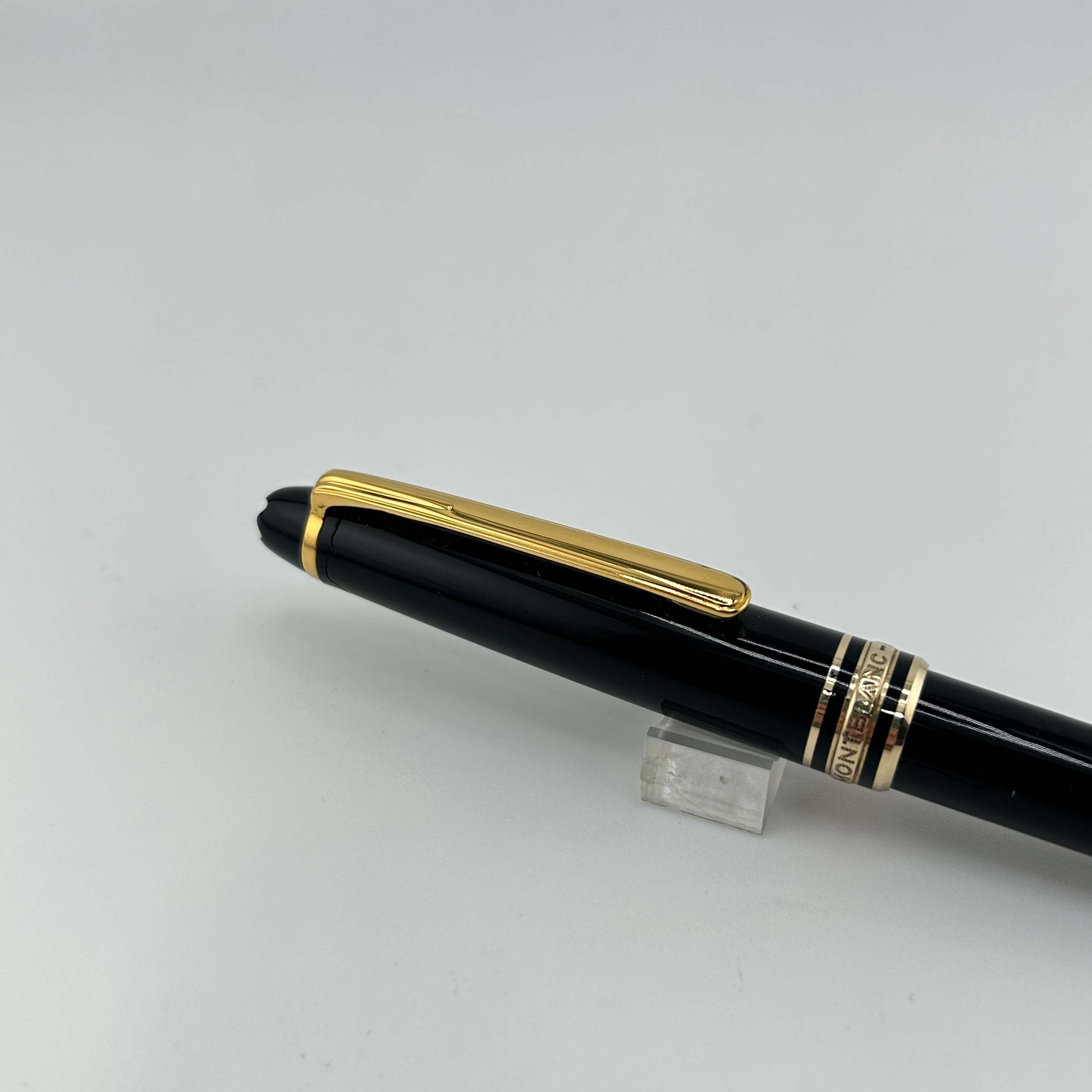 Montblanc 144 Black - Fountain Pen
