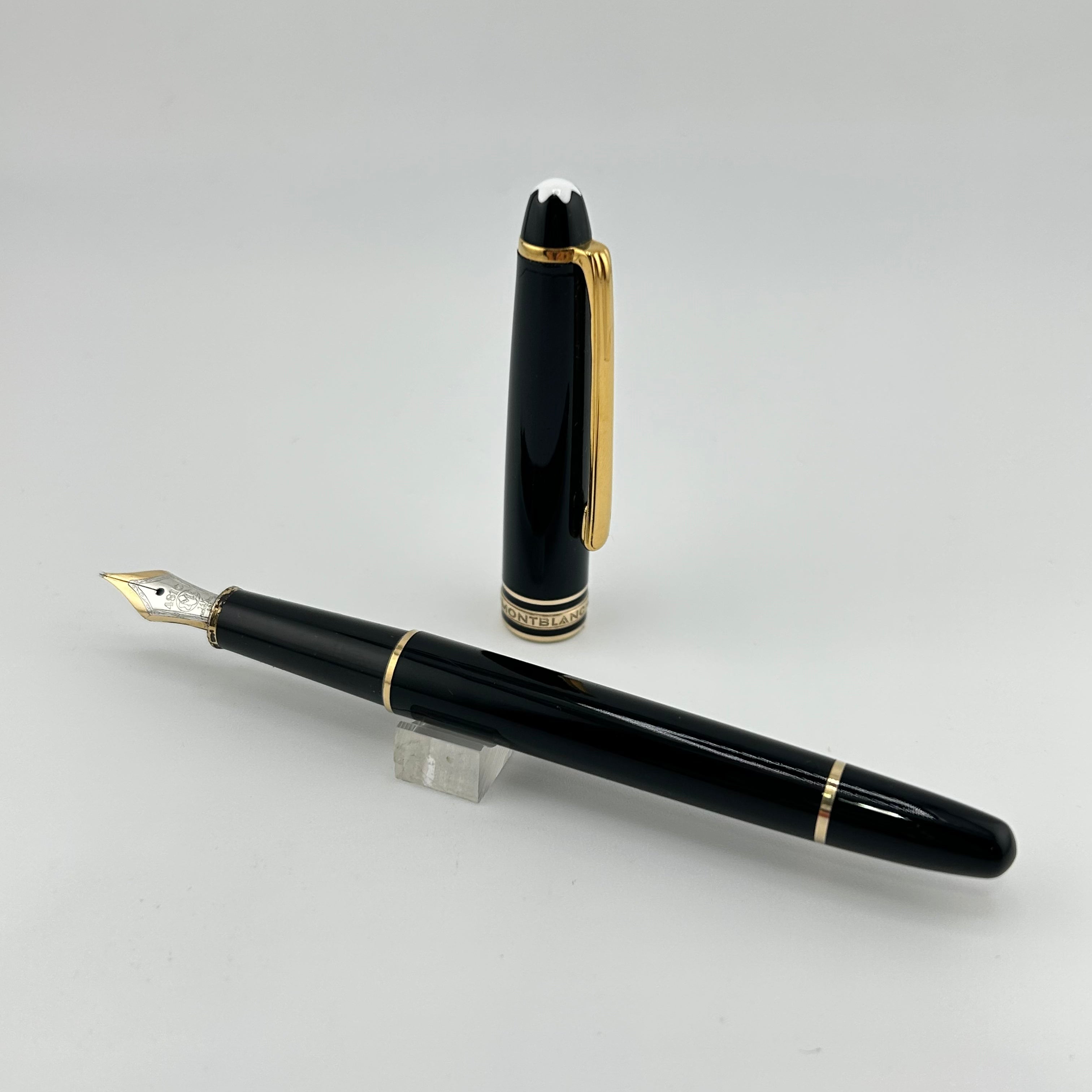 Montblanc 144 Black - Fountain Pen