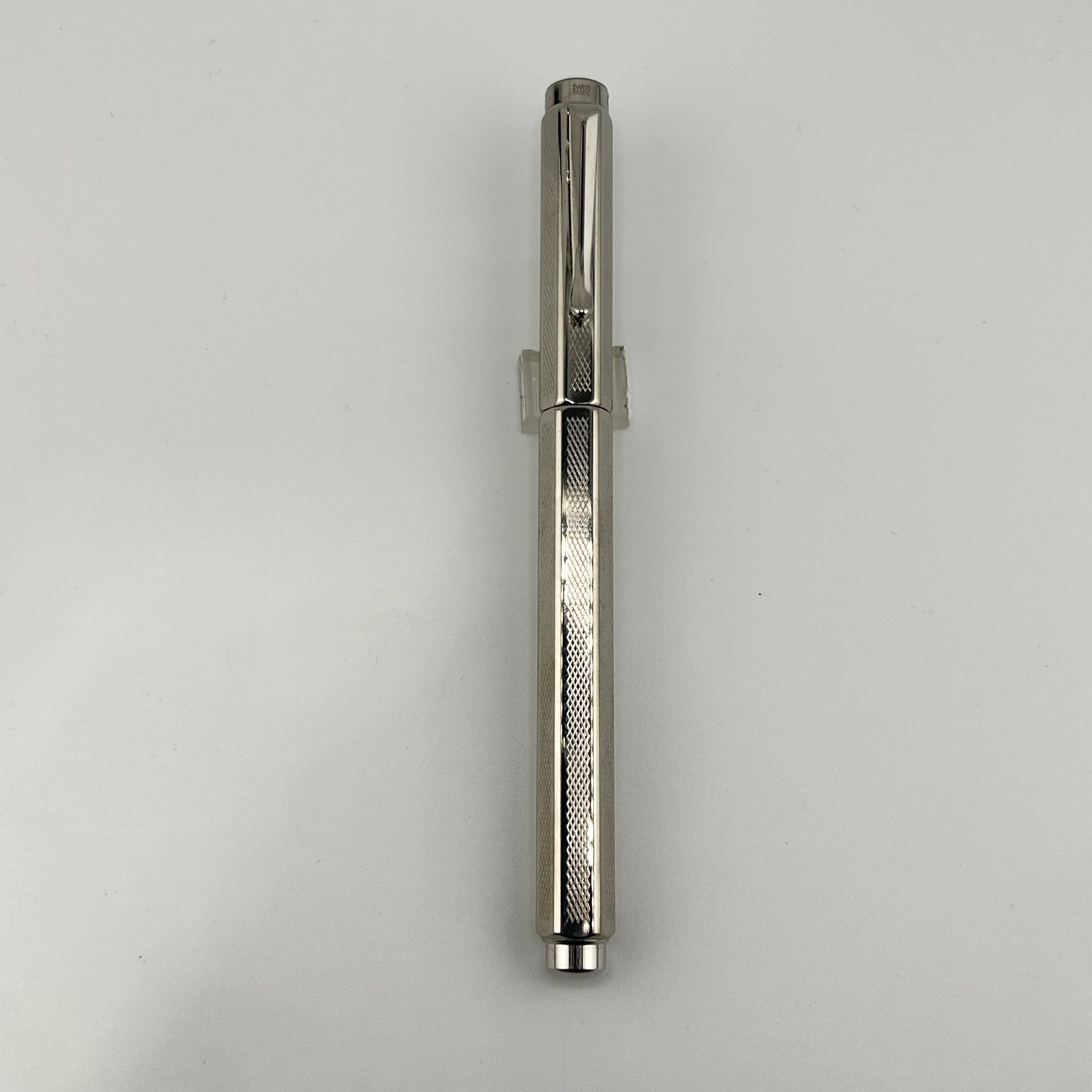 Caran D'ache Ecridor Chrome mid size " Clou de Paris " - Roller Ball