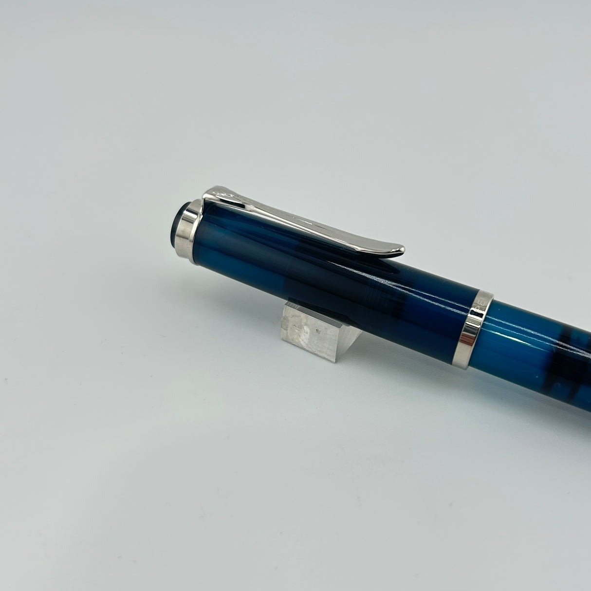 Pelikan M200 Blue Demonstrator