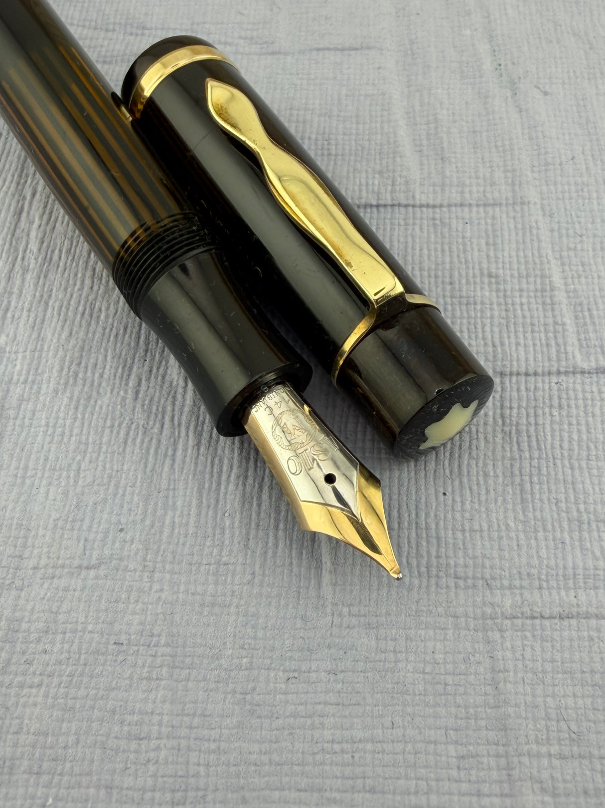 Montblanc 136 Meisterstuck Long Window Piston Filler - Fountain Pen