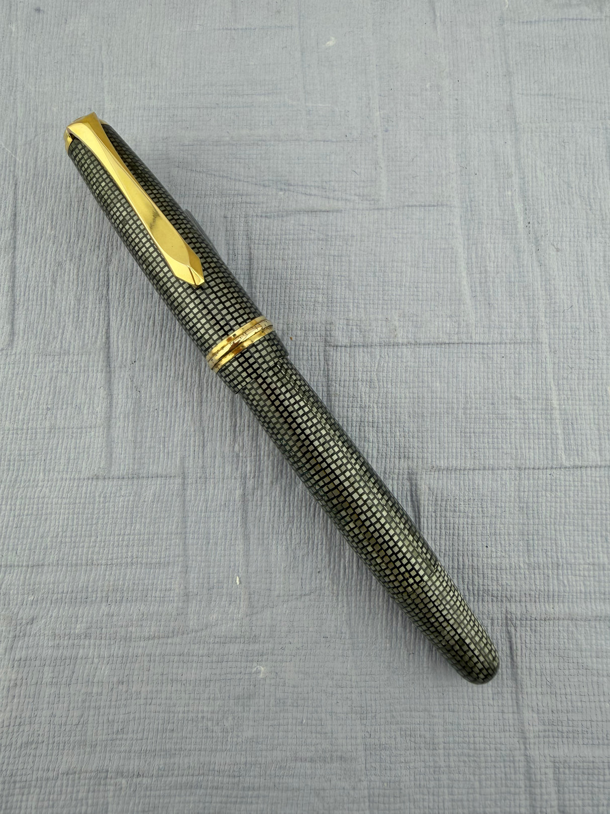 Soennecken 222 Superior Silver Grey Lizard Vintage Celluloid - Fountain Pen