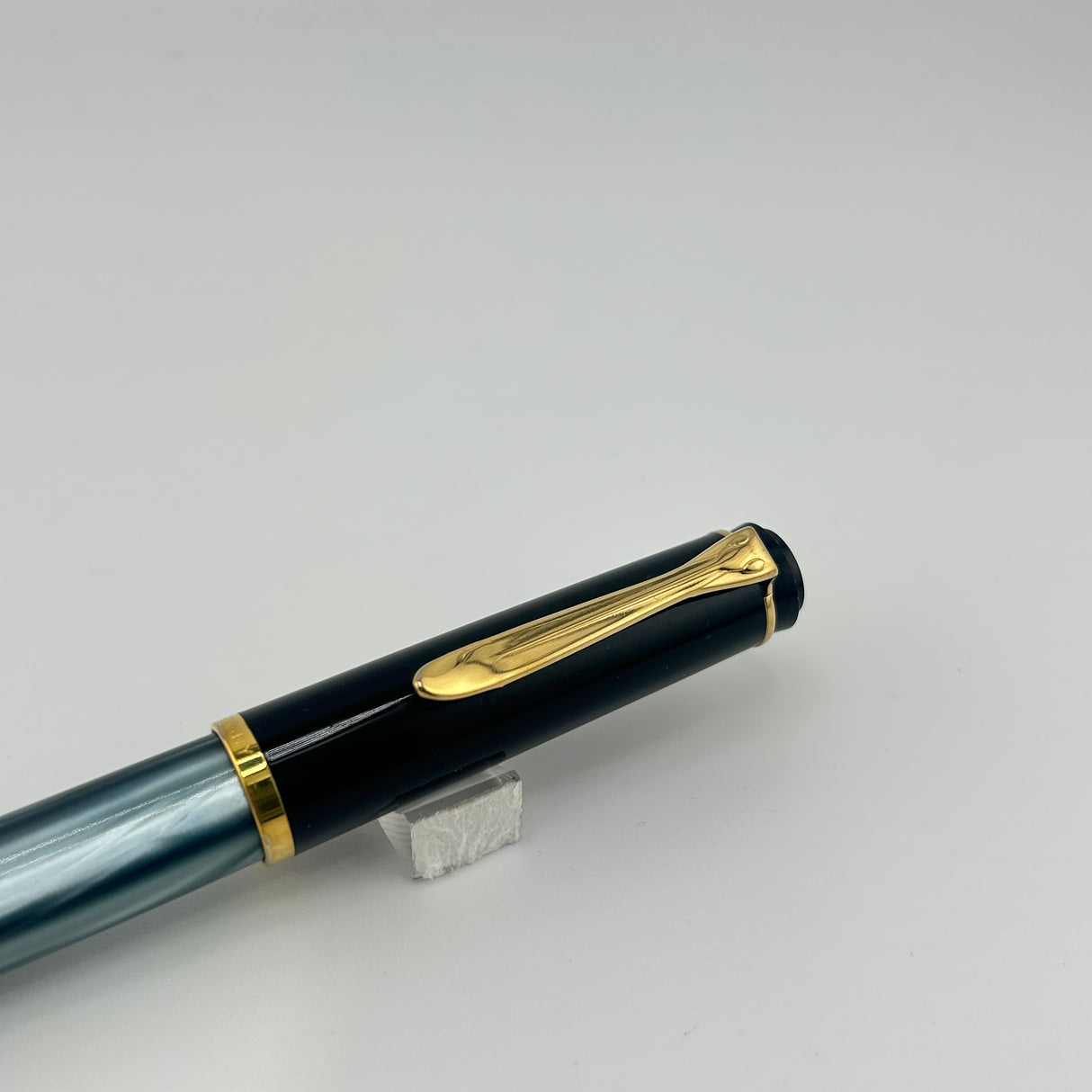 Pelikan M200 Grey  Marble/ Black Cap  - Fountain Pen