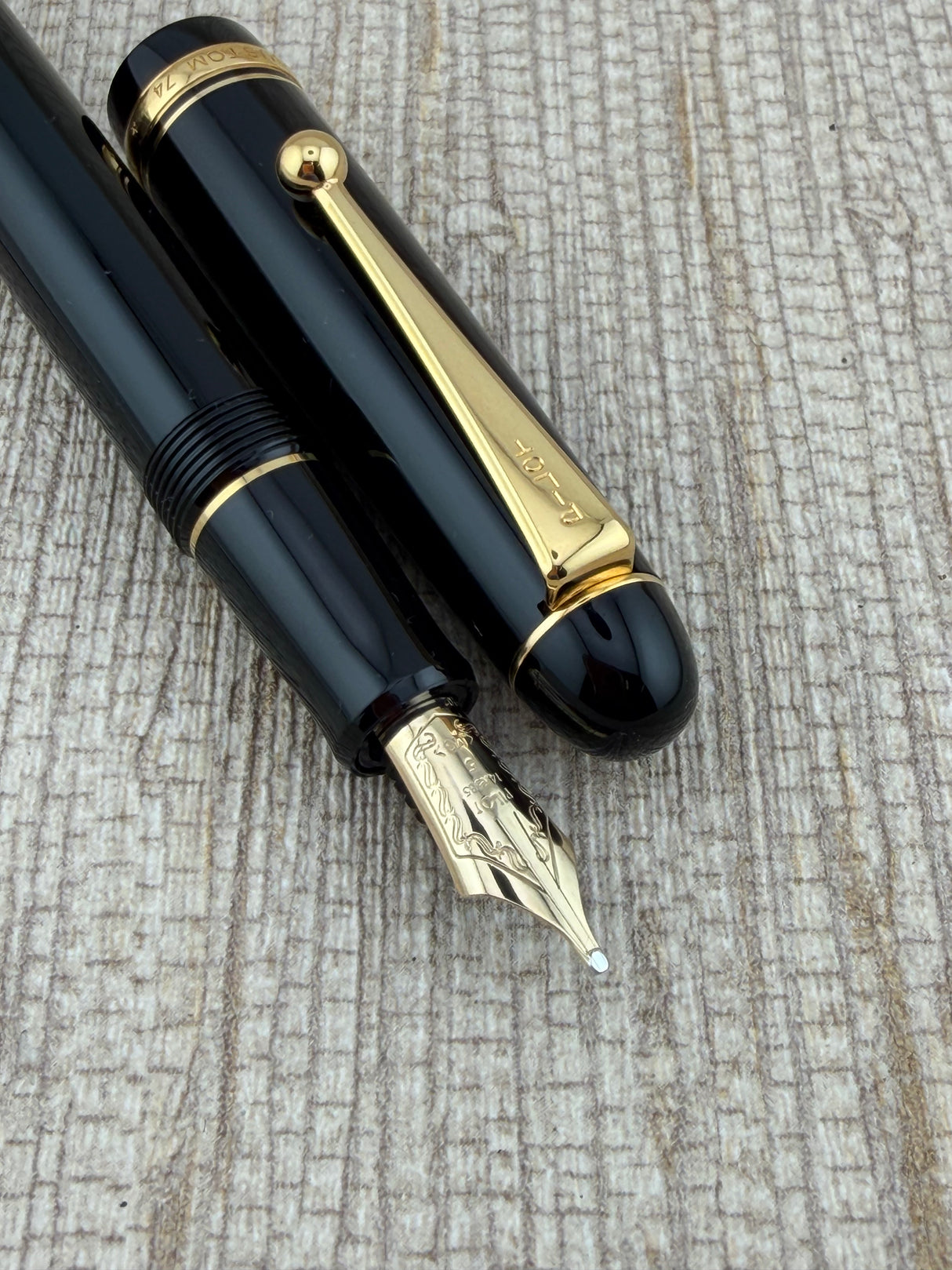 Pilot Custom 74 Black Gold Trim Gold Nib Music Soft Nib RARE! - Fountain Pen