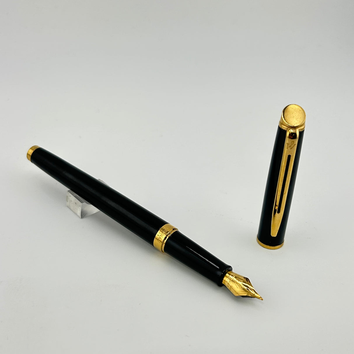 Waterman Hemisphere Black lacquer - Fountain Pen