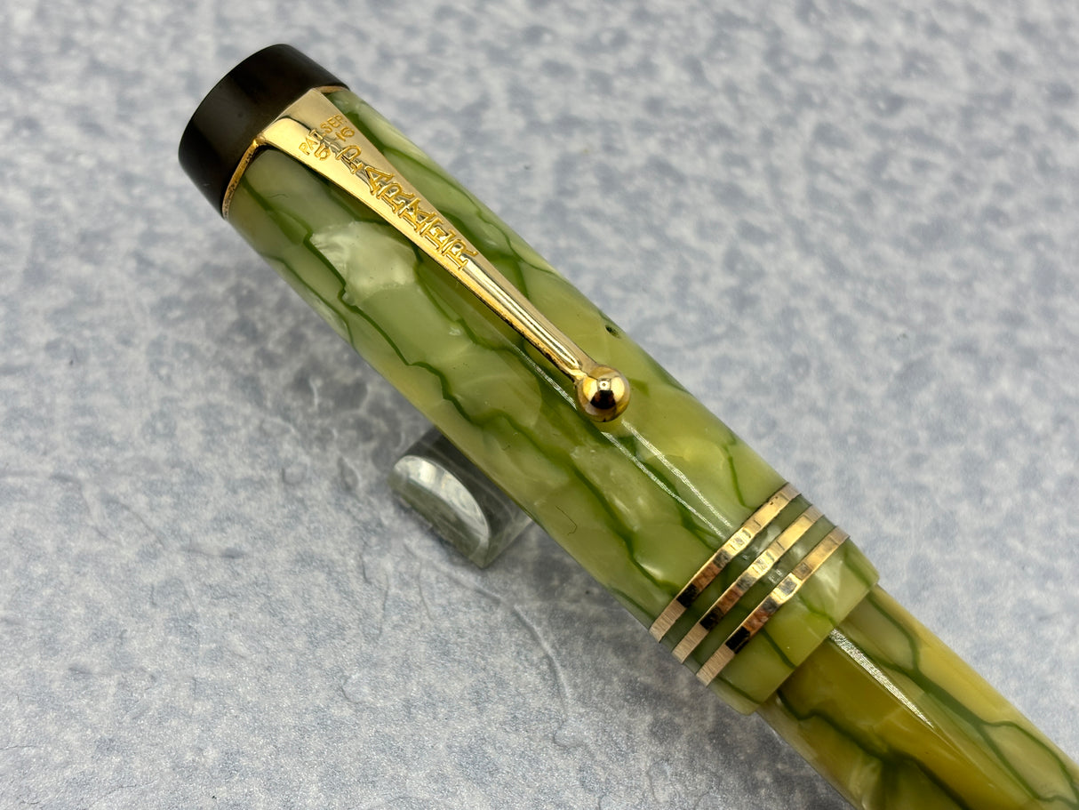 Parker Duofold Senior Streamline Moderne Green and Pearl - Fountain Pen