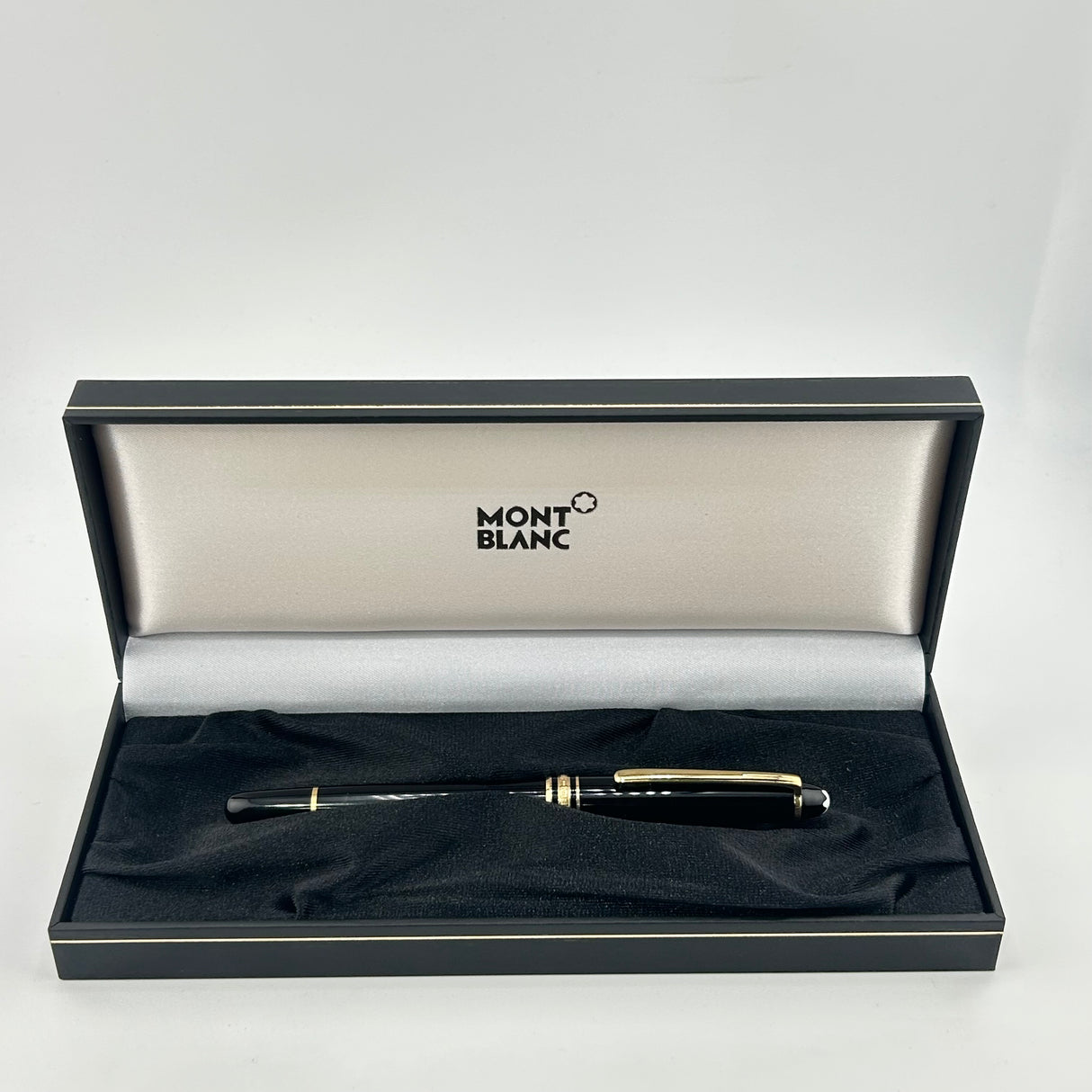 Montblanc Meisterstuck Classic Black 144 - Fountain Pen