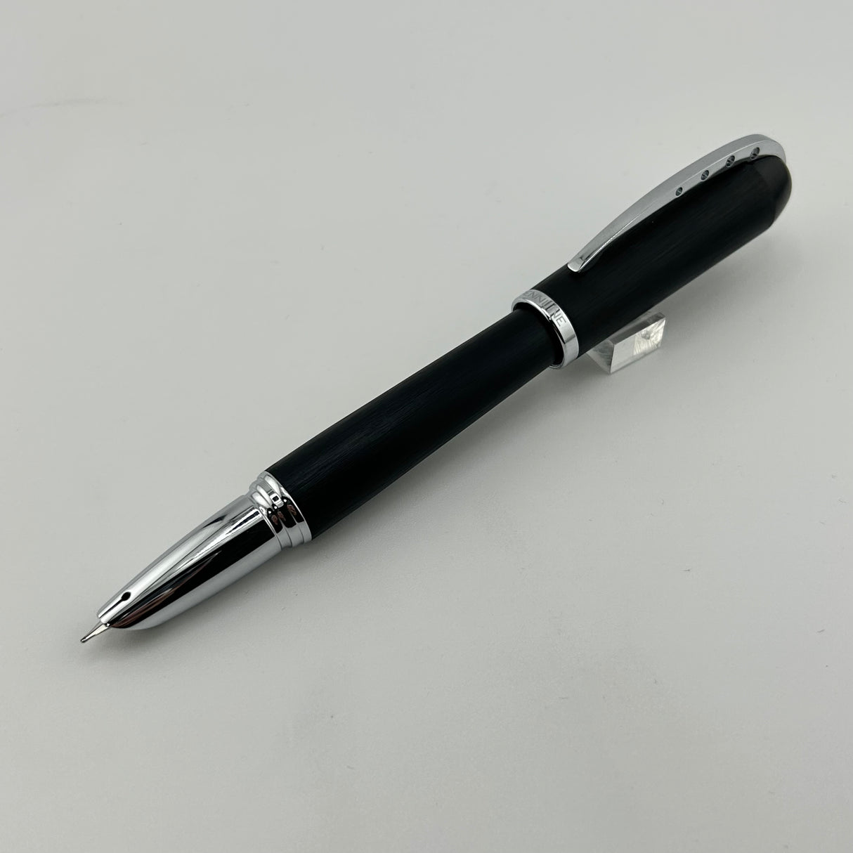 Pennline Black Brushed Superb Design - Fountain Pen