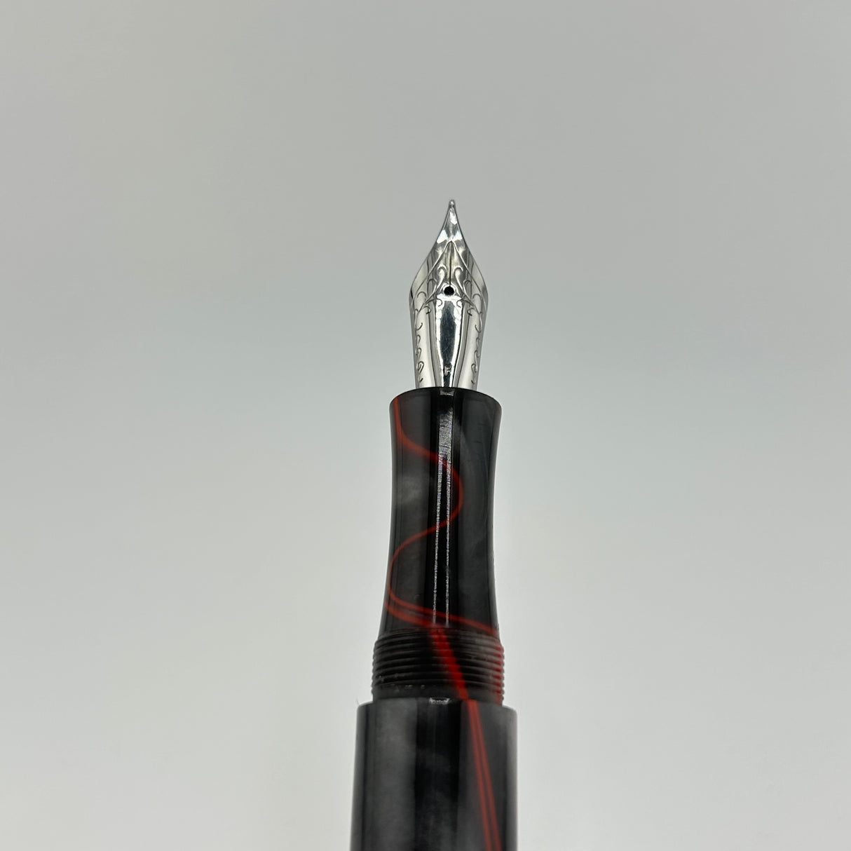 Ranga India Torpedo Grey swirl red marble - Fountain Pen