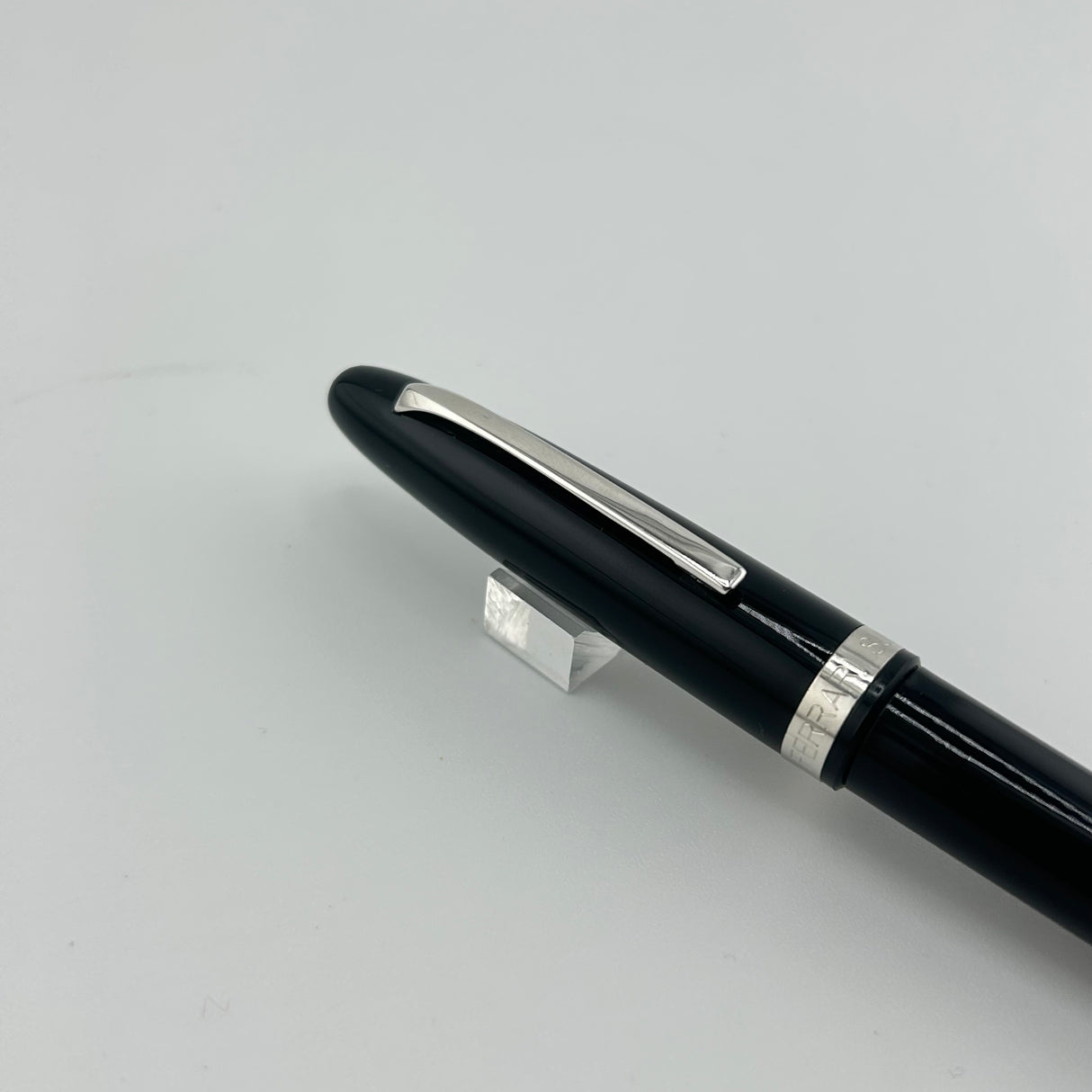 Omas Exclusive for Ferrari Suisse Black resin - Roller ball