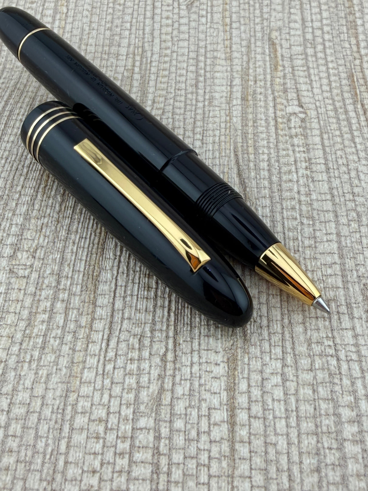 OMAS Black Ogiva Moma - Museum of Modern Art Of New York - Rollerball Pen