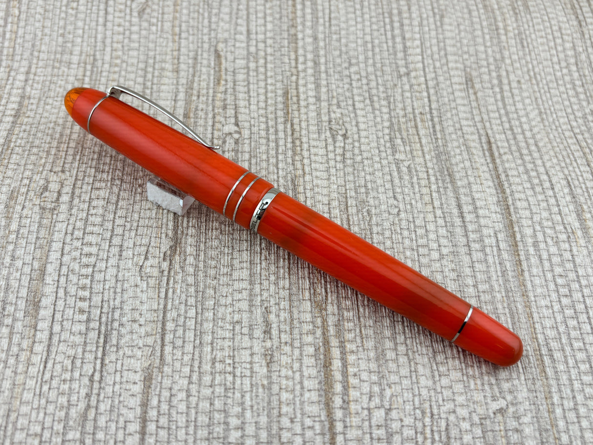 Delta 70 Anni Orange - Fountain Pen